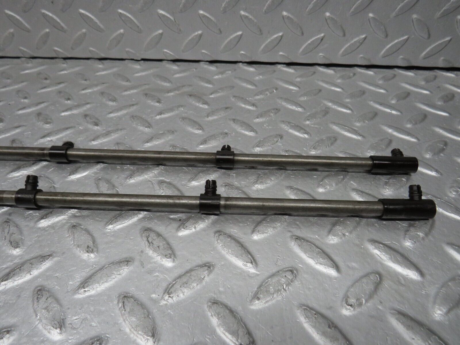 37649 Mercedes-Benz W109 300SEL Camshaft Oil Tube