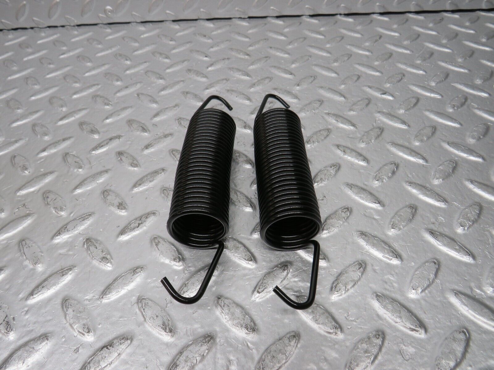 30861 Mercedes-Benz W201 190E 2.0L Trunk Lid Hinge Spring