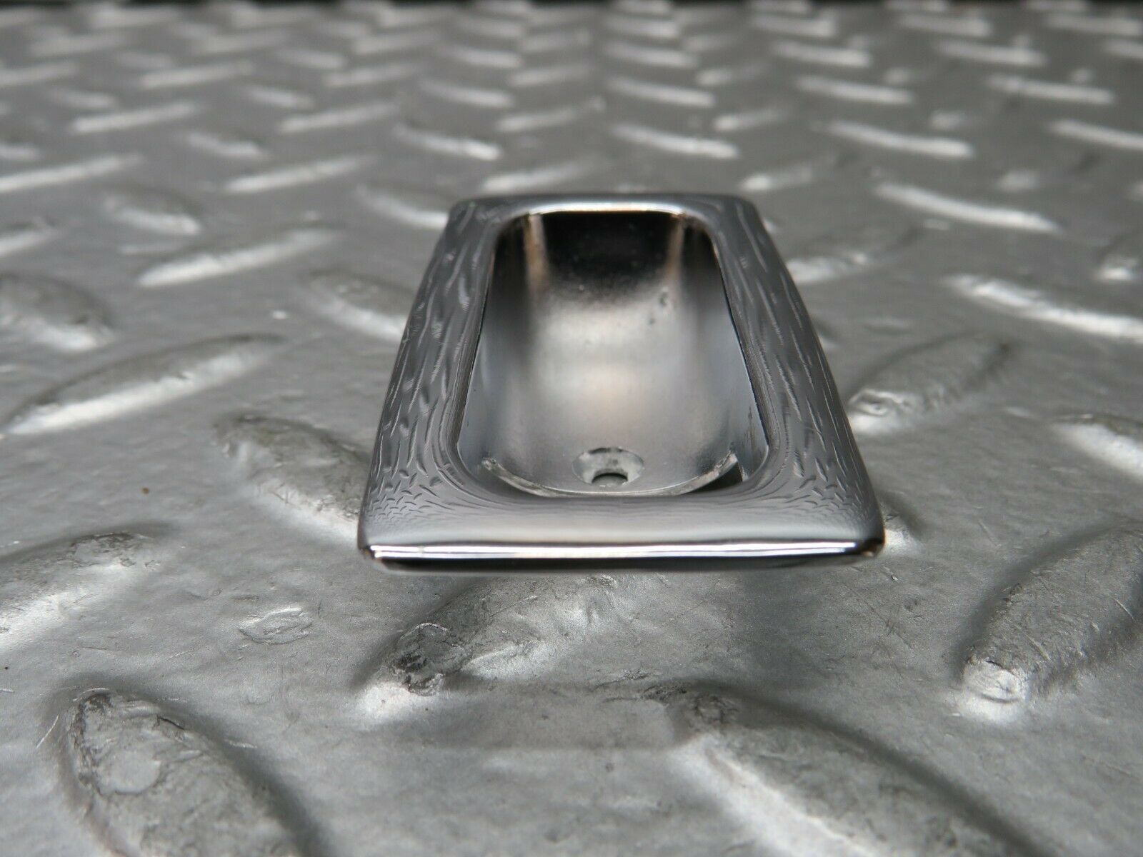 22976 Mercedes-Benz C123 230CE Coupe Door Lock Handle Surround Chrome