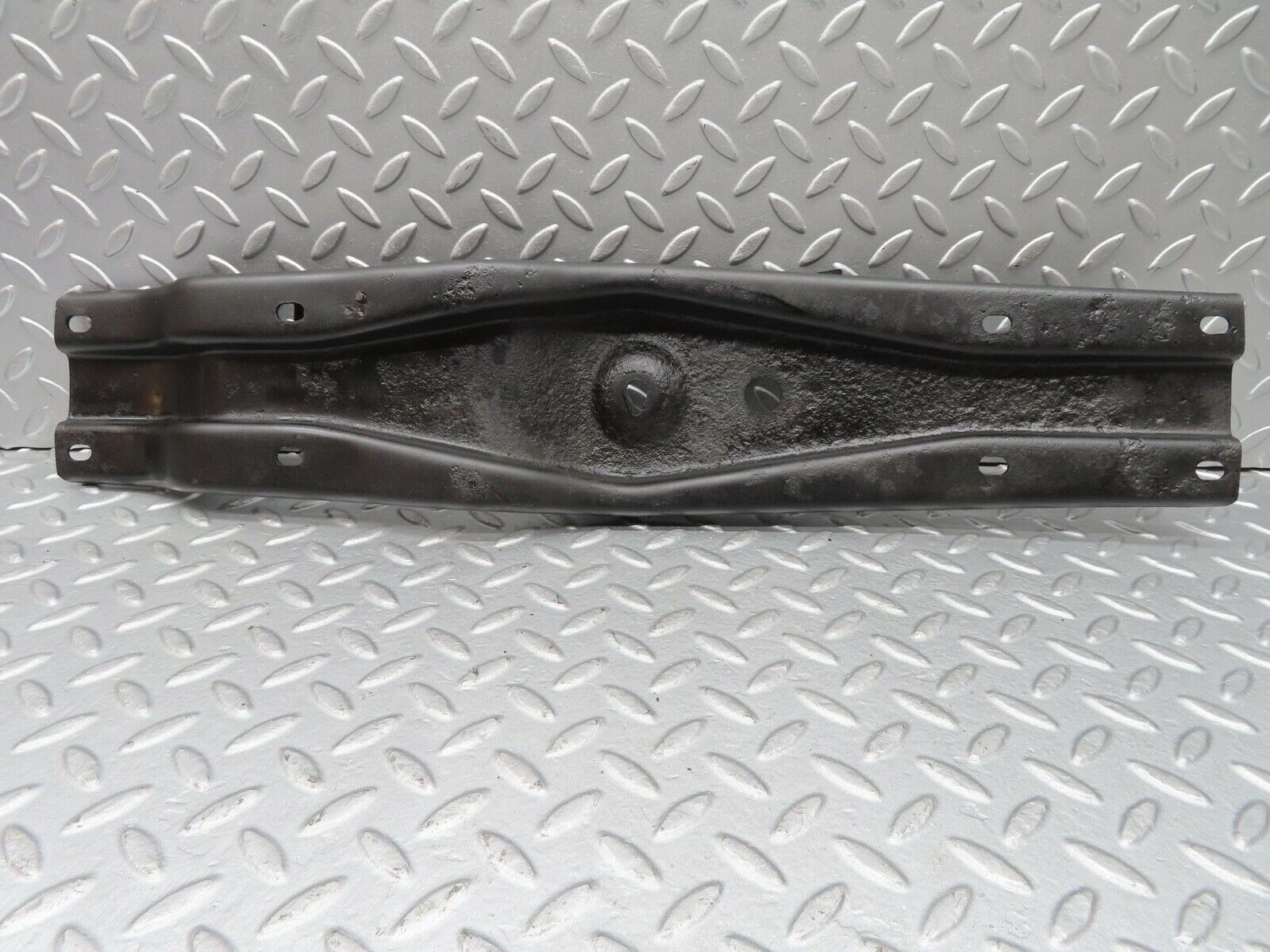 13003 Mercedes-Benz W111 220S Manual Gearbox Mount Bracket