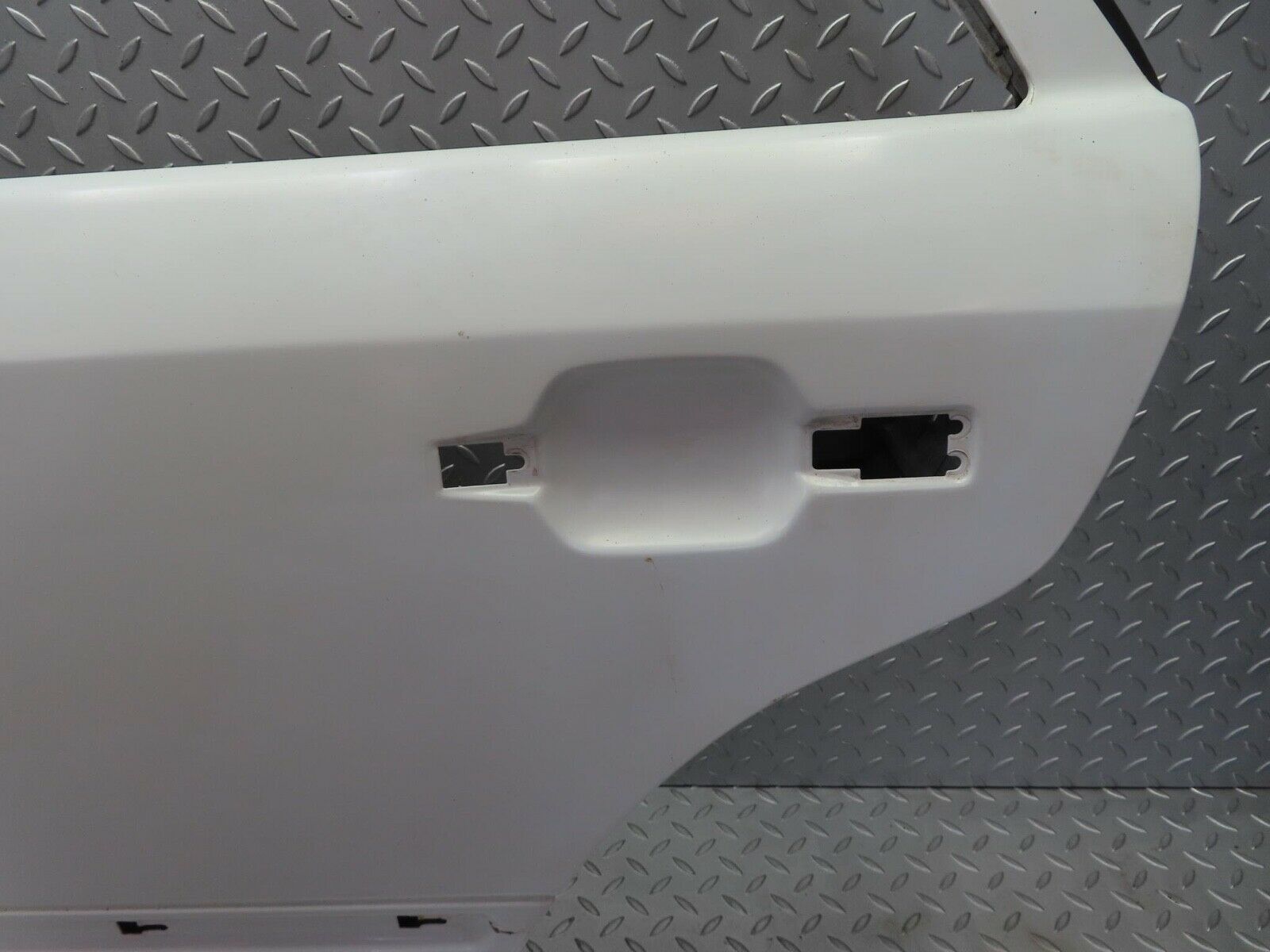 16211 Mercedes-Benz W124 260E Rear Left Door