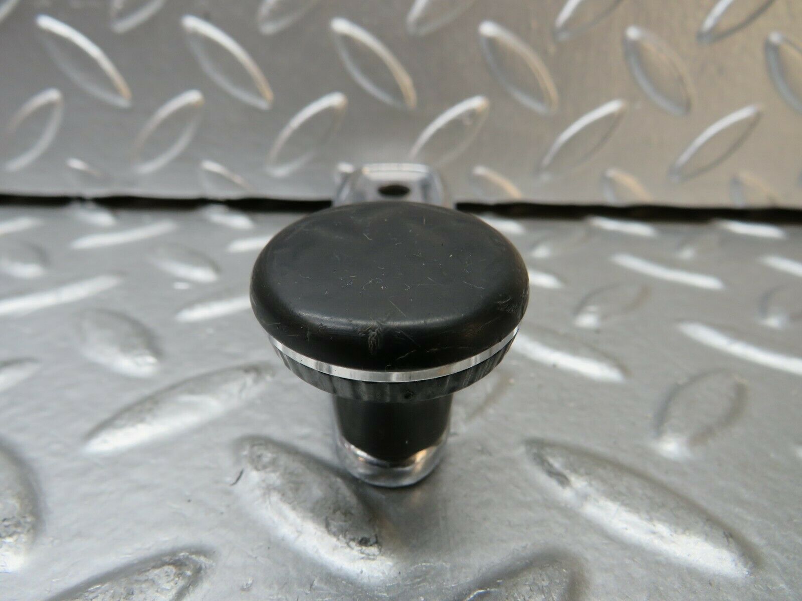 22992 Mercedes-Benz C123 230CE Coupe Window Lifter Crank Handle