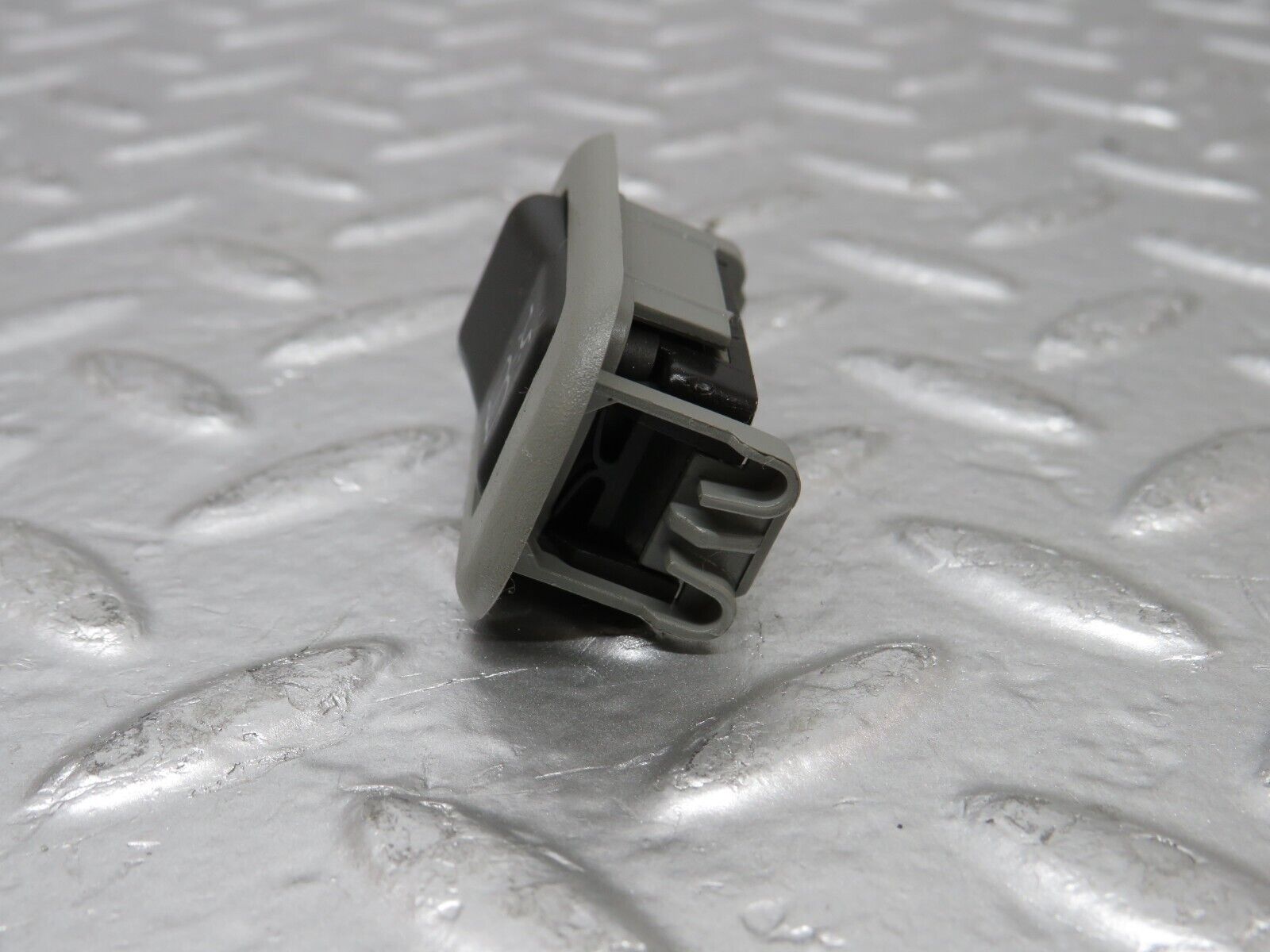 24932 Mercedes-Benz W140 S320 Dome Light Switch 1408210651