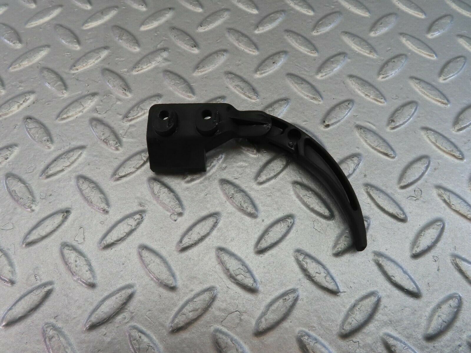 10037 Mercedes-Benz C123 230CE Coupe Hood Opener Bonnet Opener Release