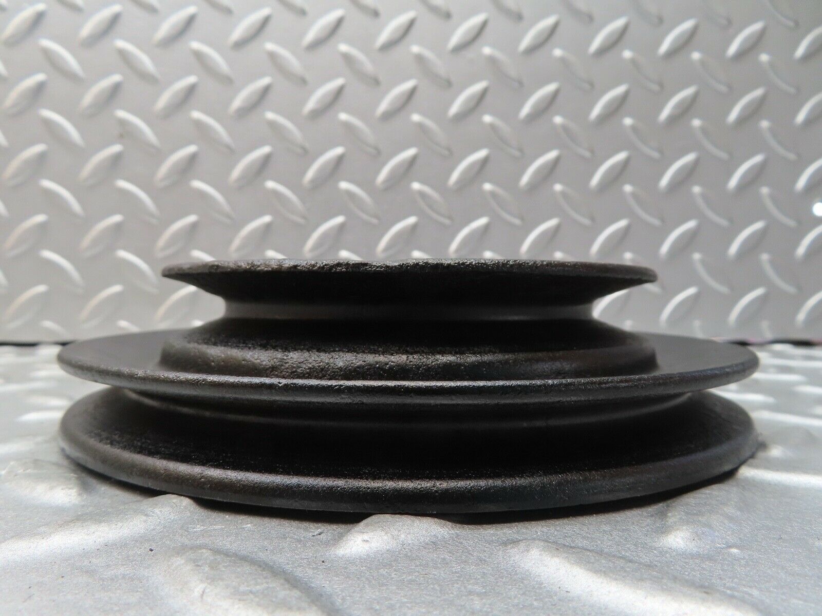 17045 Mercedes-Benz C123 280CE Coupe Crankshaft Pulley 1100320904