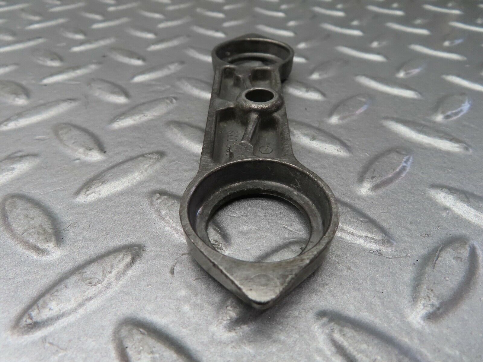 20364 Mercedes-Benz W114 280CE Coupe Fuel Injector Bracket 1300780341