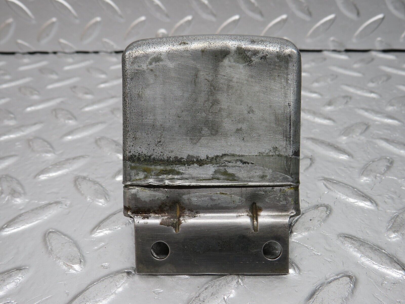 0680 Mercedes-Benz C107 350SLC Coupe Alternator Voltage Regulator Bosch 0190600009