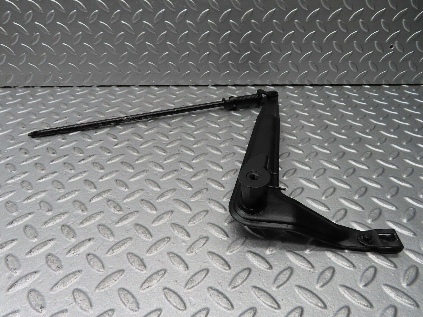 20398 Mercedes-Benz W114 280CE Coupe Handbrake Regulator