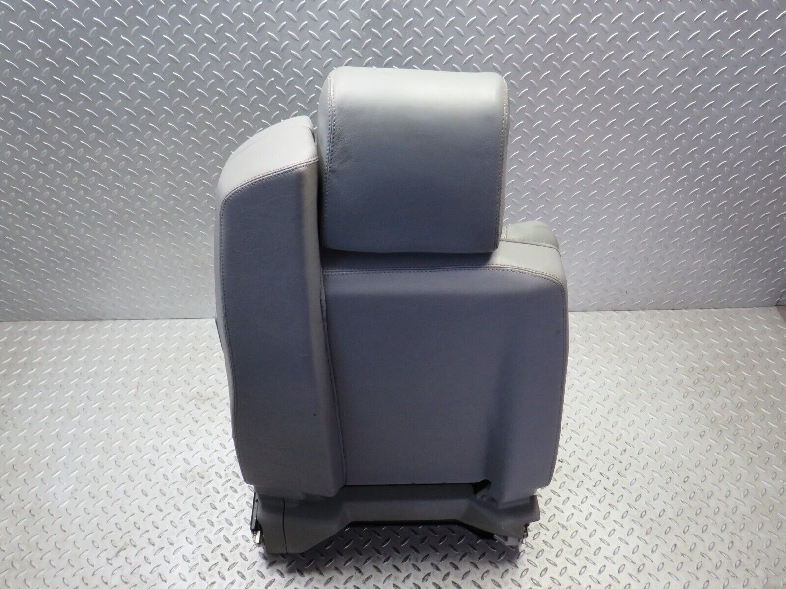 39553 Mercedes-Benz R129 320SL Coupe Electric Front Left Passenger Seat Leather Grey