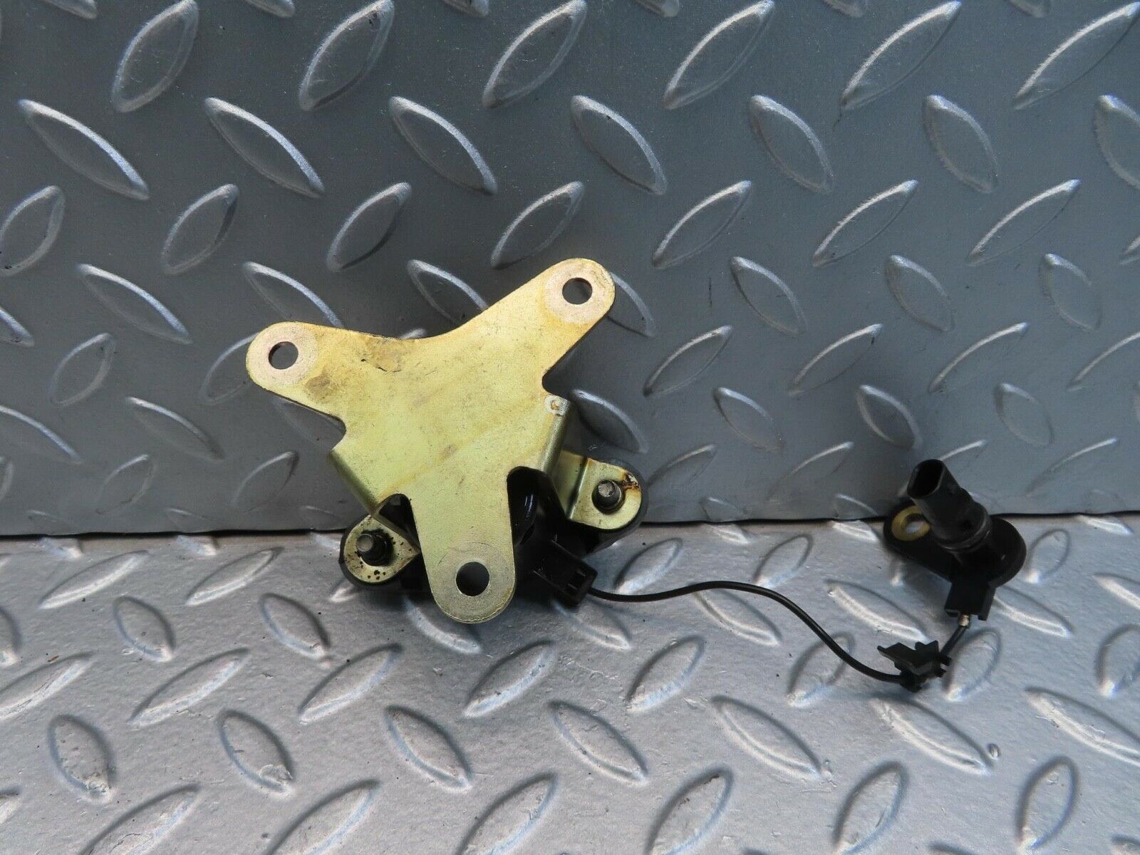 11306 Mercedes-Benz W221 S320 Oil Level Sensor 0011530332