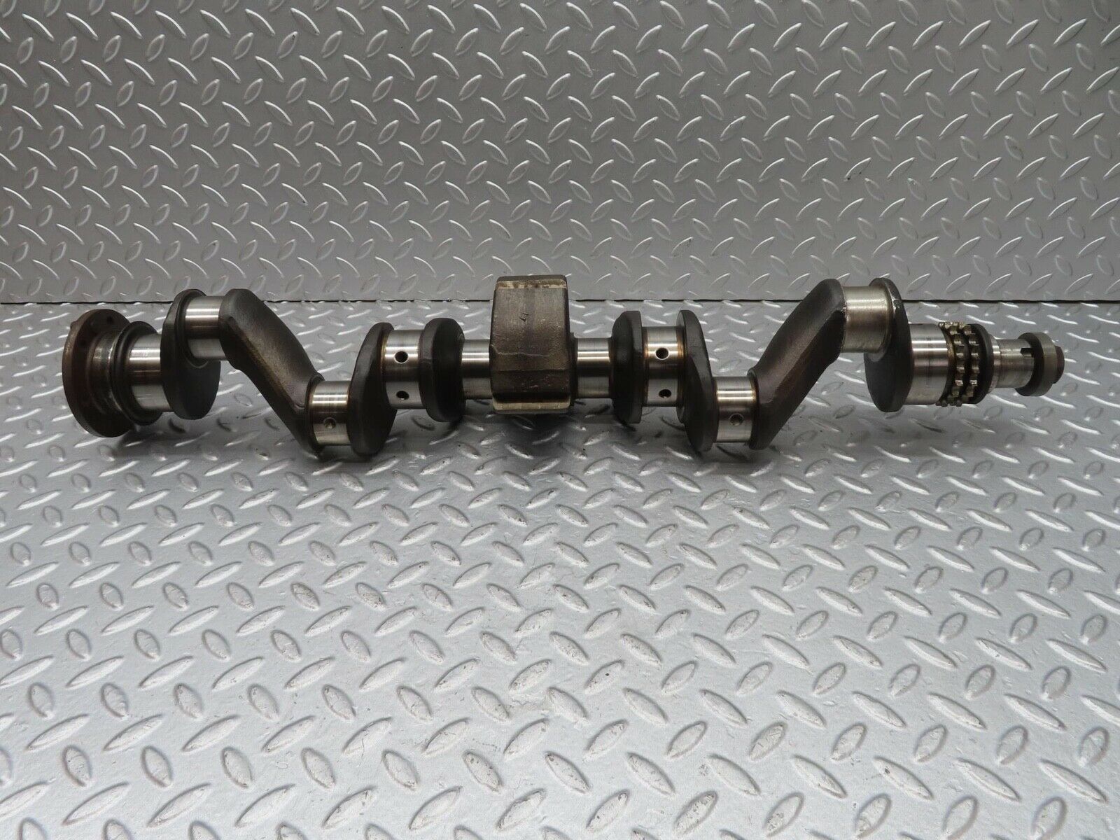 12994 Mercedes-Benz W111 220SE Crankshaft