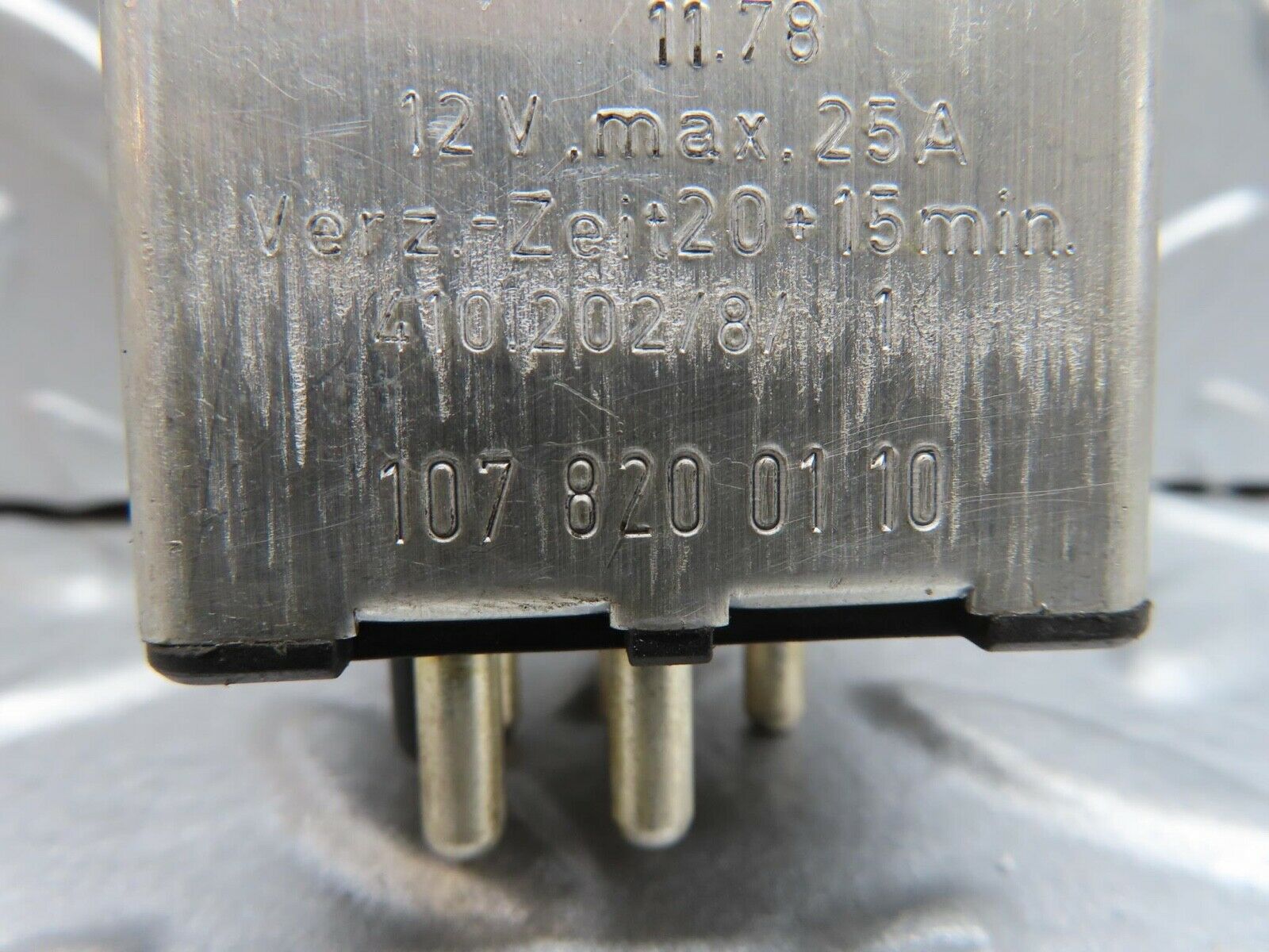 14408 Mercedes-Benz W116 350SE Heated Window Relay 1078200110