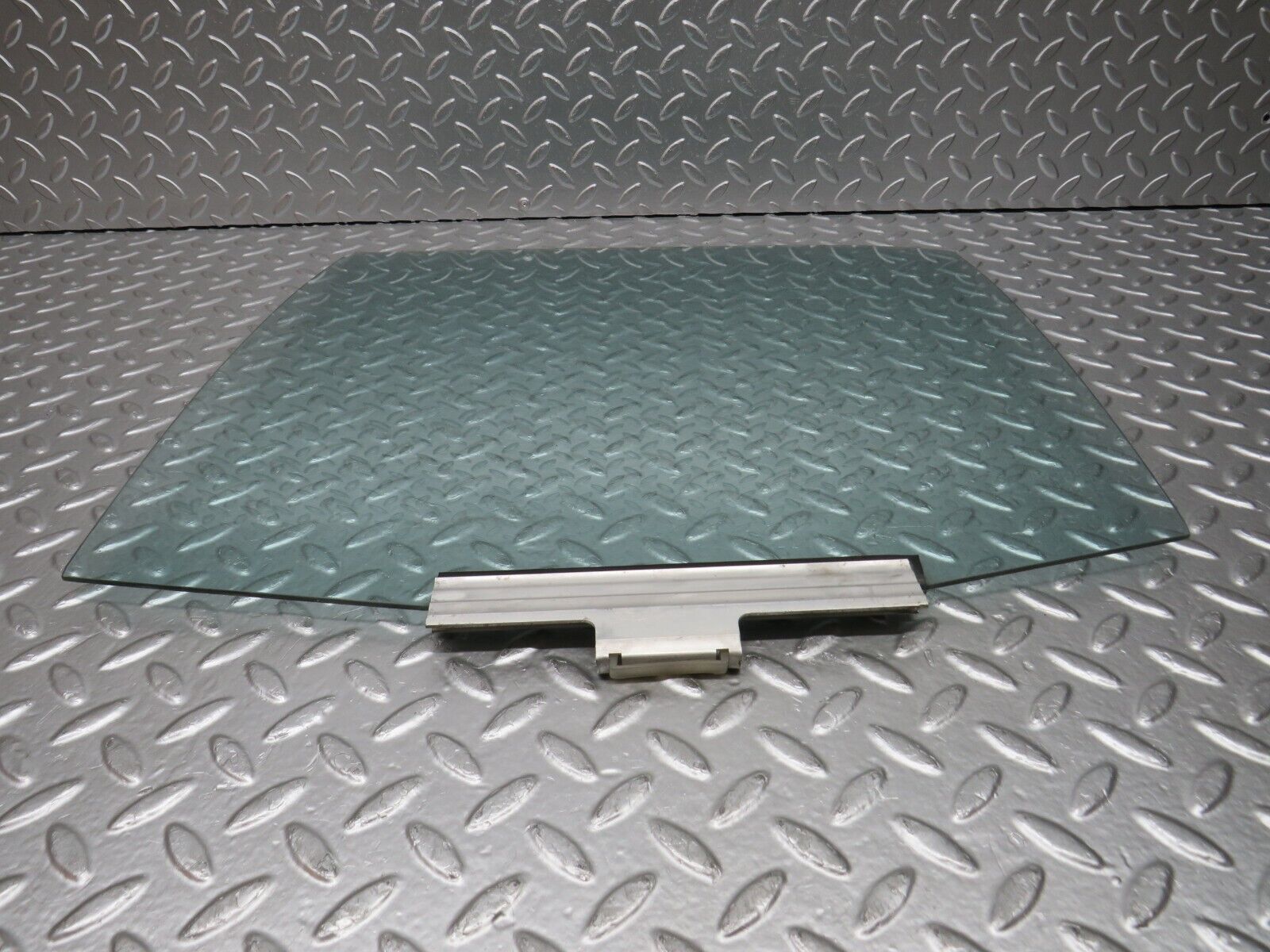 30929 Mercedes-Benz W201 190E 2.0L Rear Left Door Window Glass