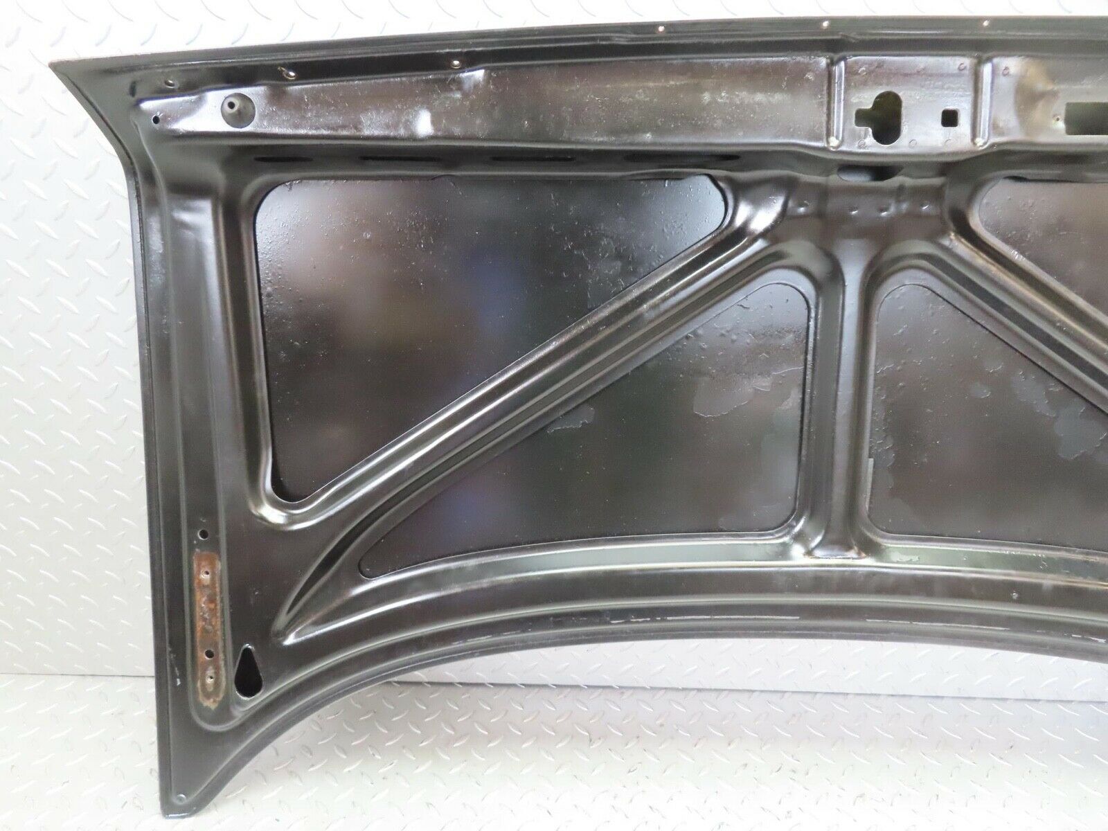 14150 Mercedes-Benz C107 280SLC Boot Lid Trunk Door