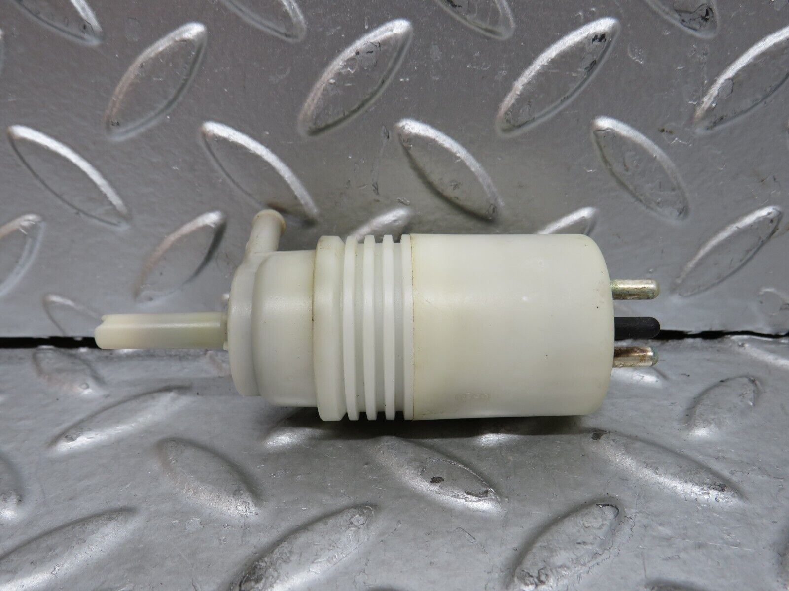 29116 Mercedes-Benz C124 320CE Coupe Windscreen Washer Pump 1248690421