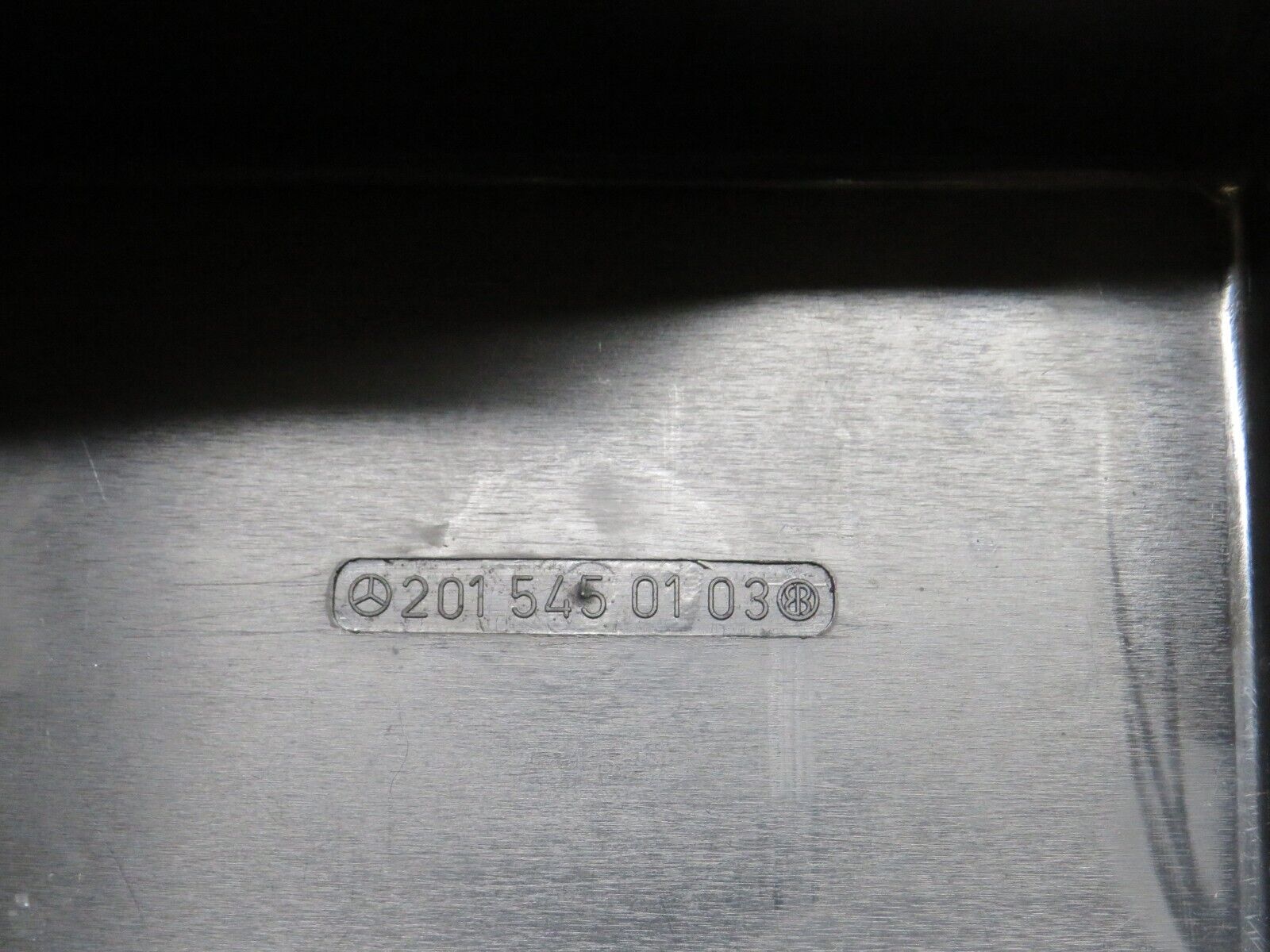 38674 Mercedes-Benz W201 190E 2.6L Relay Box Cover 2015450103