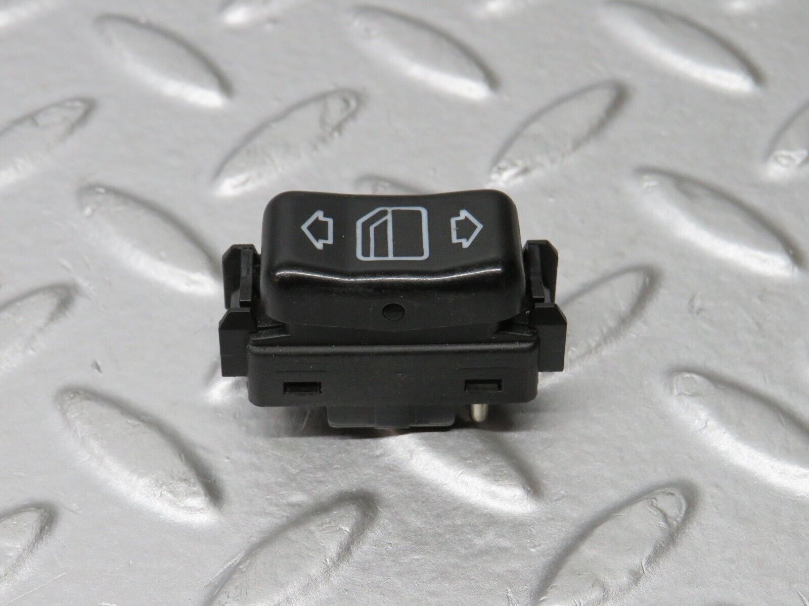 38963 Mercedes-Benz W201 190E 2.6L Electric Window Switch Right 1248204510