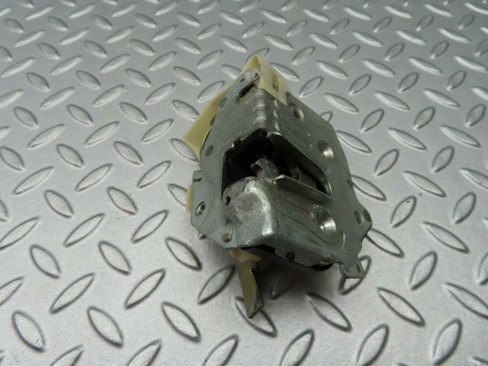 5282 Mercedes-Benz W124 230E Rear Right Door Lock Mechanism