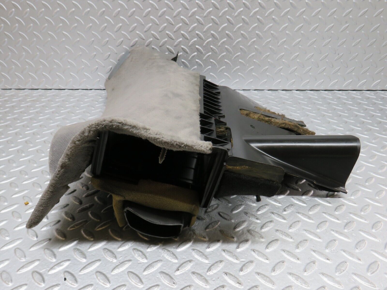 36235 Mercedes-Benz W126 420SE Under Dash Panel Right Grey 1268305244 1268307044 1266800617