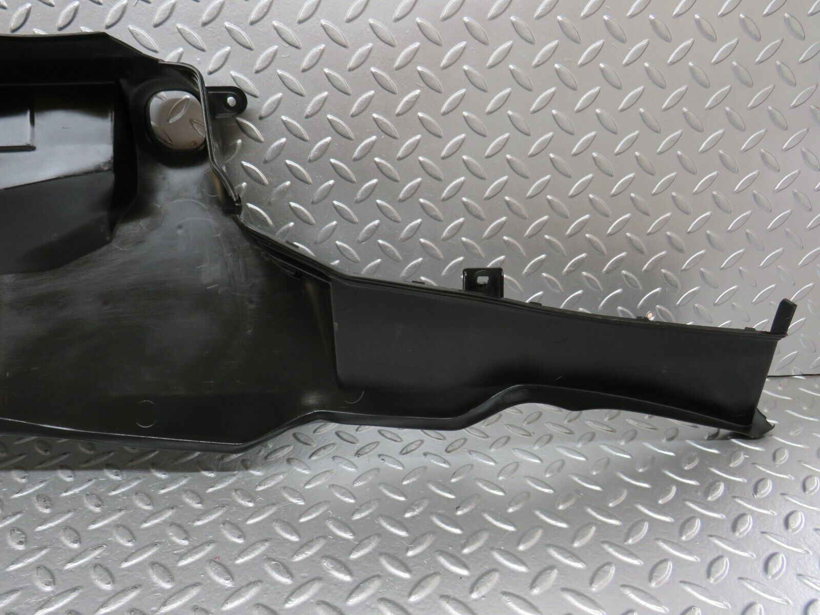 24792 Mercedes-Benz W140 S320 Engine Bay Water Tank Cover 1408300767