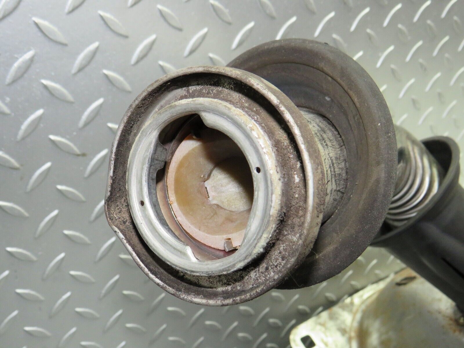 38615 Mercedes-Benz R129 280SL Coupe Fuel Tank