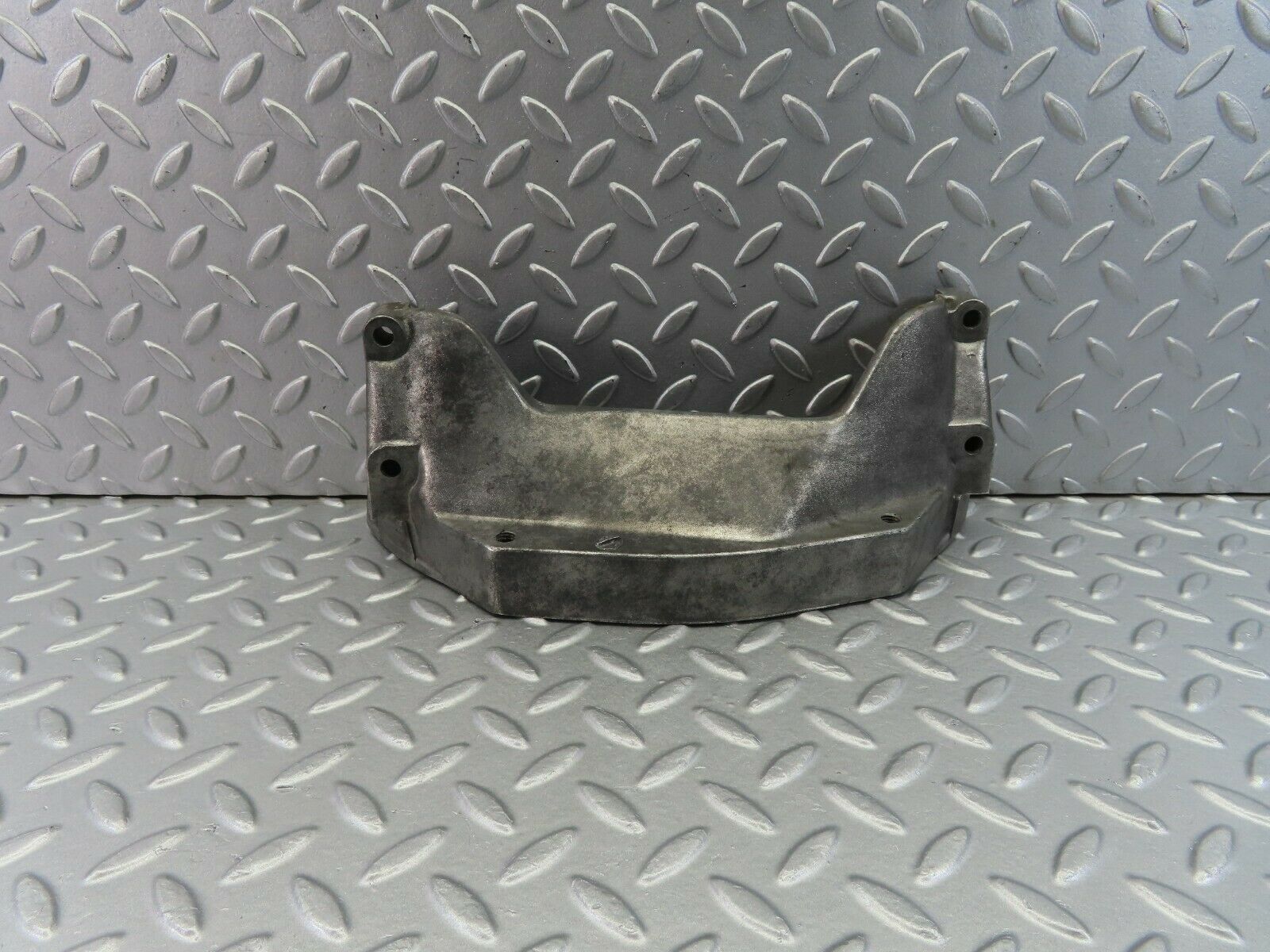 8834 Mercedes-Benz W123 Cover Oil Sump 1020110095