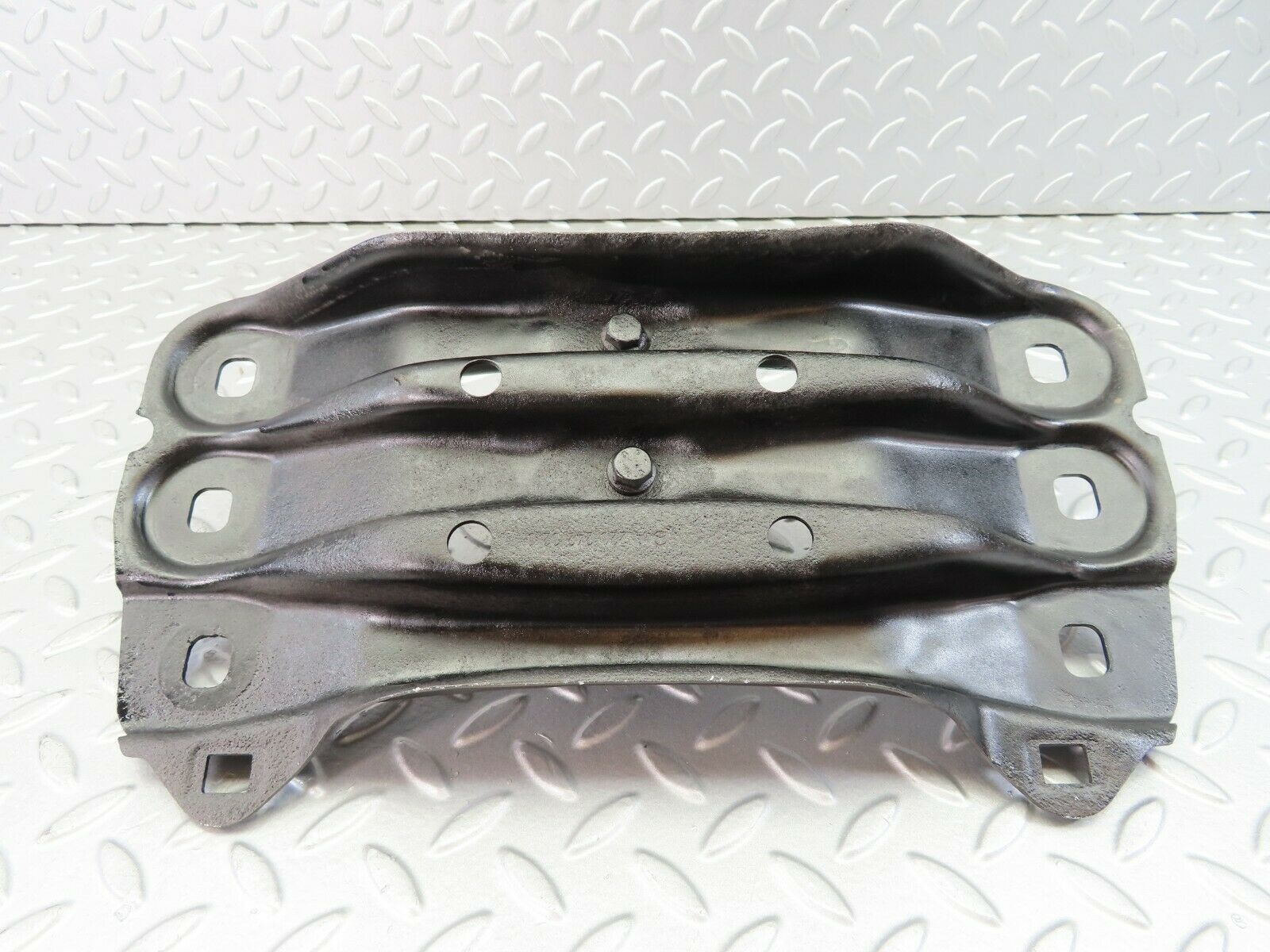 7576 Mercedes-Benz W220 S430 Gearbox Bracket 2202420201