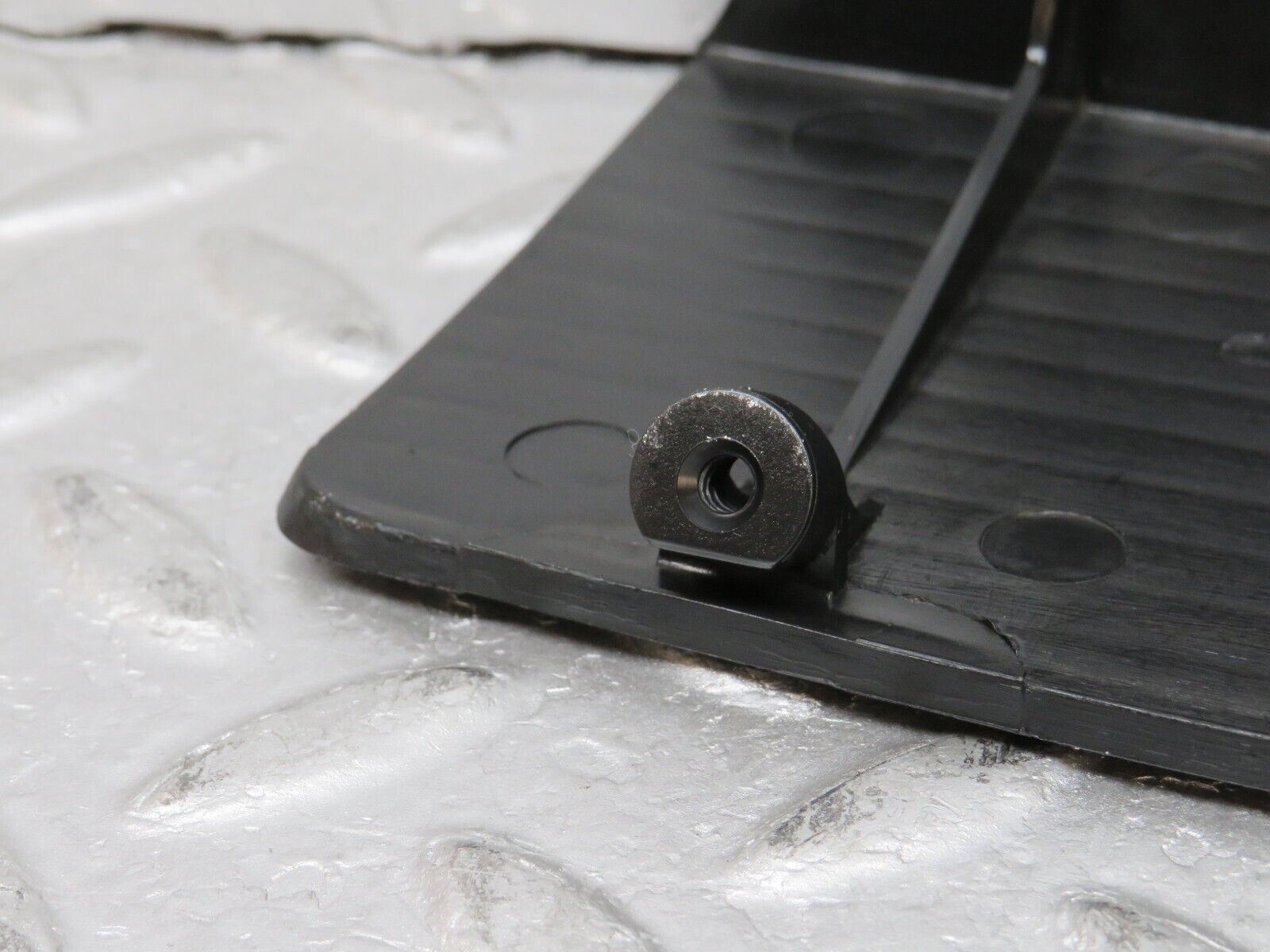 37930 Mercedes-Benz A124 320E Cabriolet Foot Rest Black 1249760060