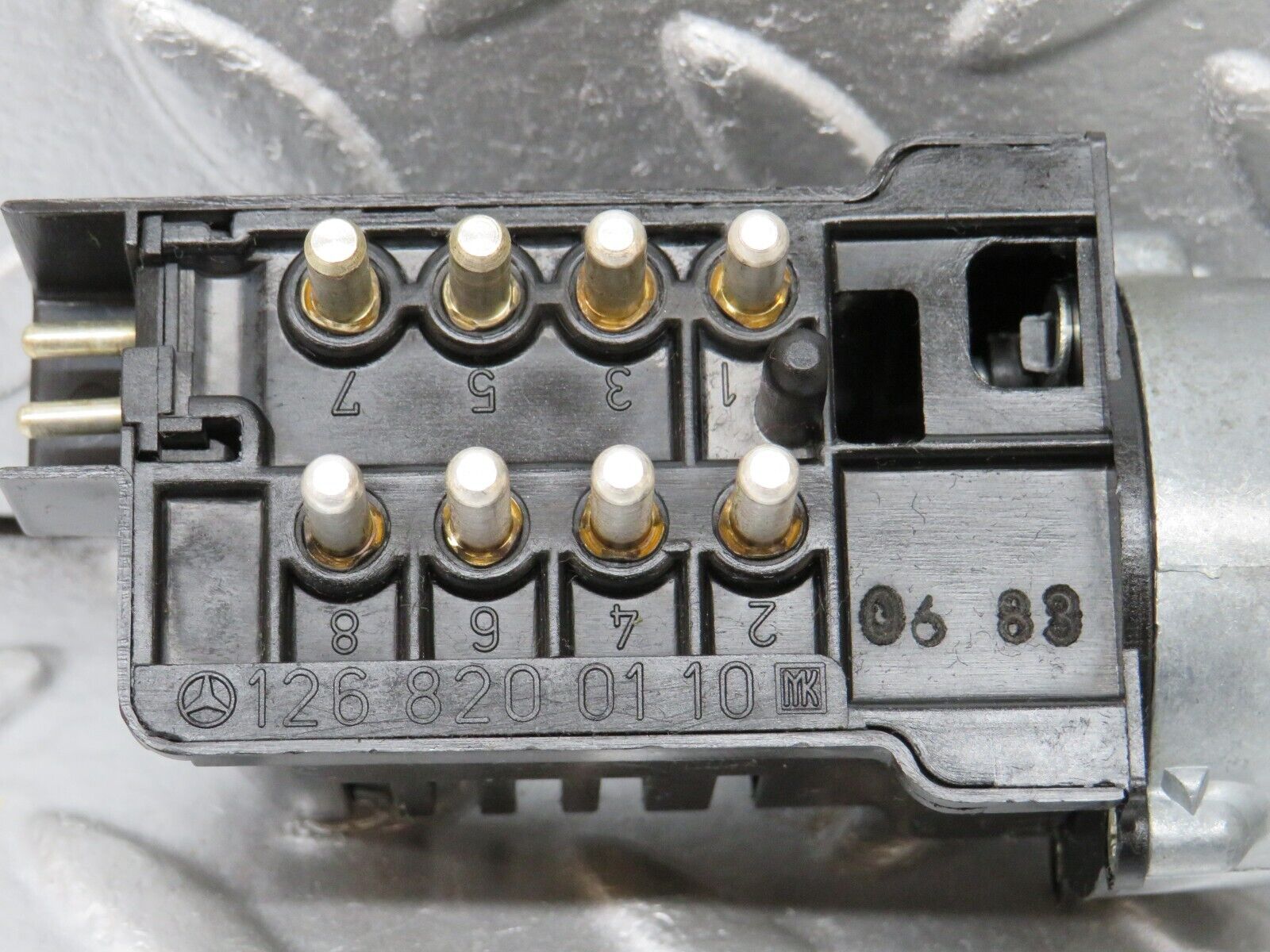 34420 Mercedes-Benz C126 380SEC Coupe Heater Control Switch 1268200110