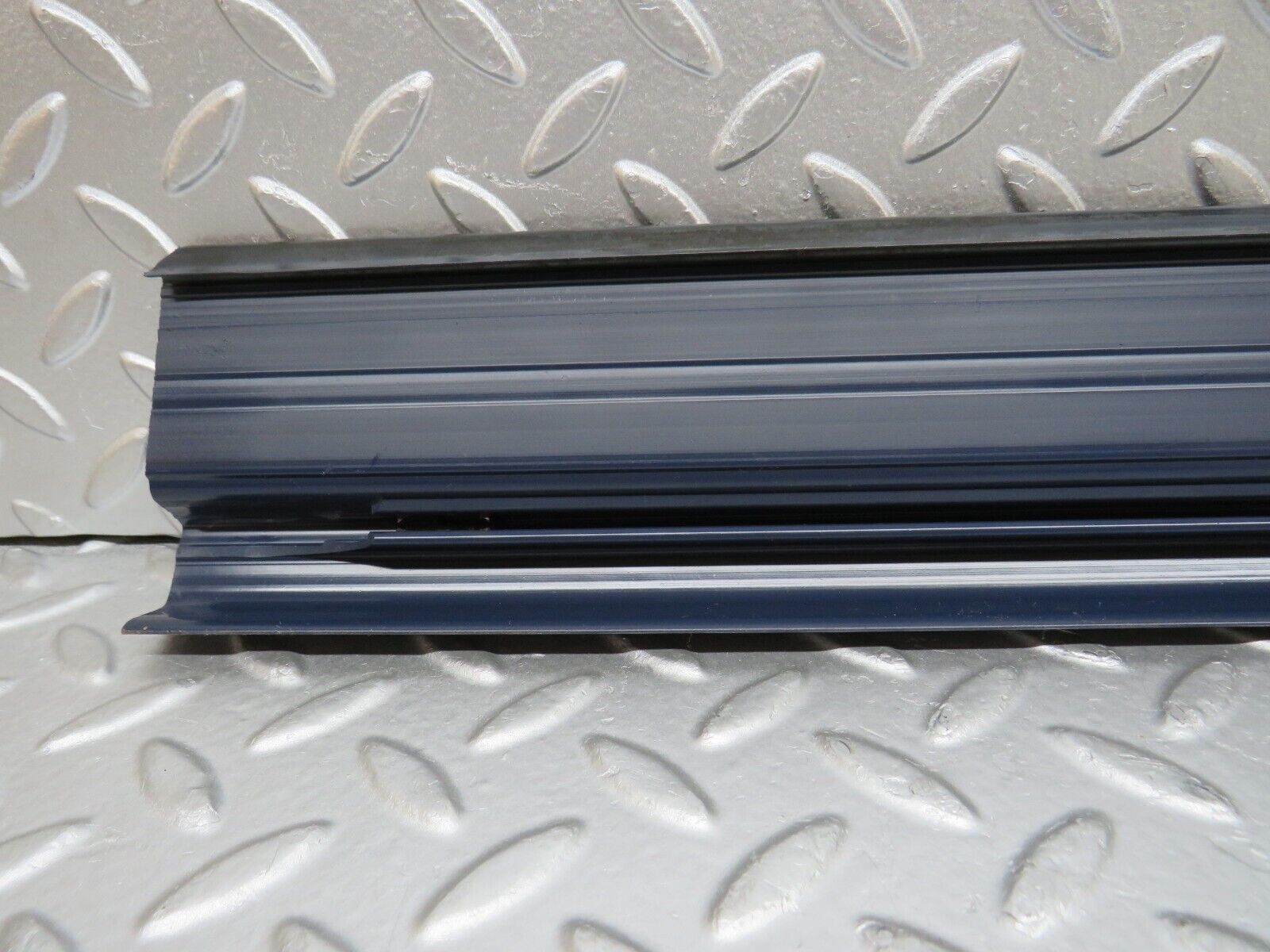 31959 Mercedes-Benz W123 230E Front Left Door Sill Trim Blue