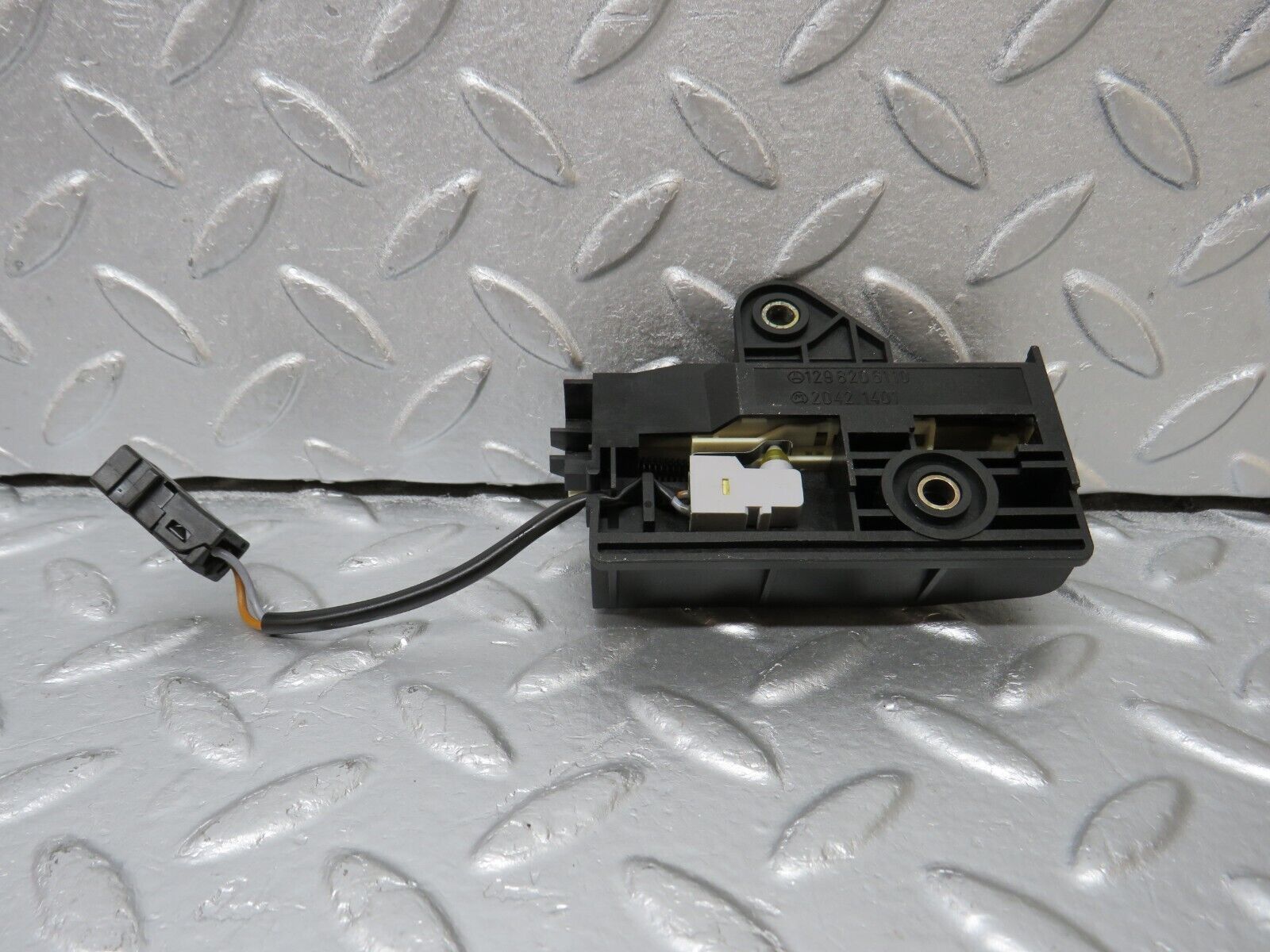 39502 Mercedes-Benz R129 320SL Coupe Roof Limit Switch 1298206110