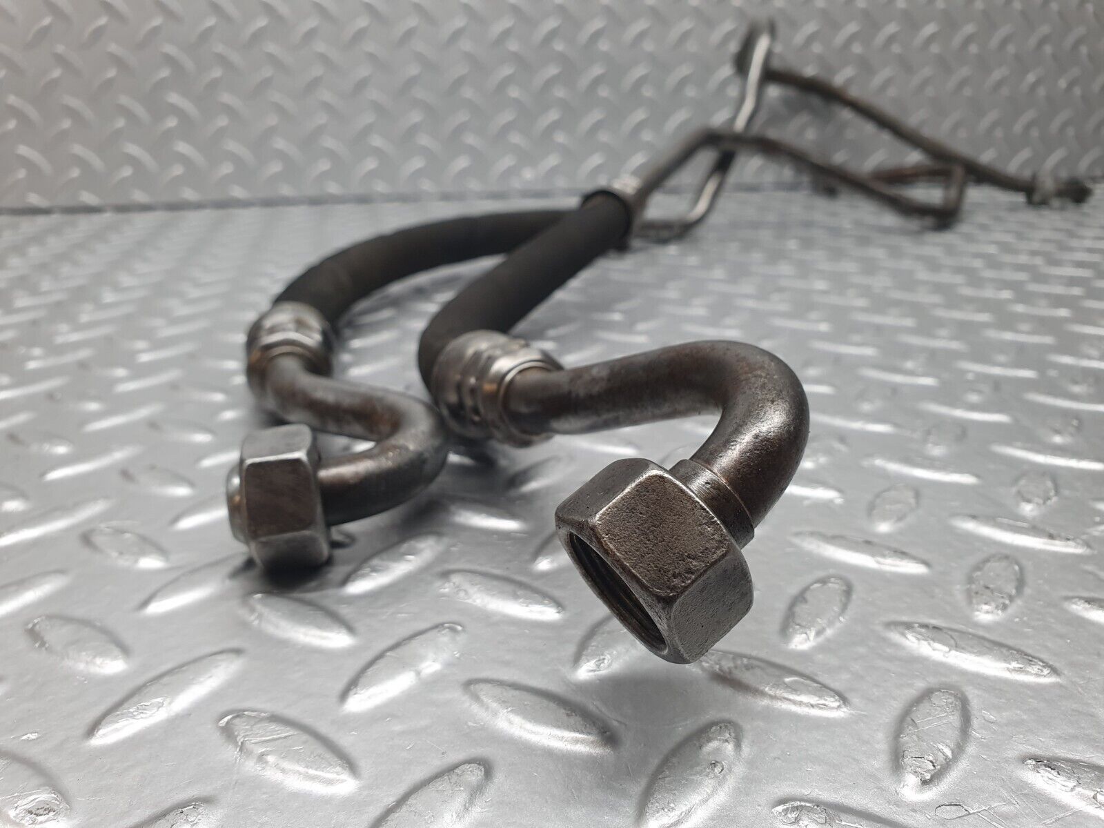 40742 Mercedes-Benz W123 300D Power Steering Oil Pipe Hose