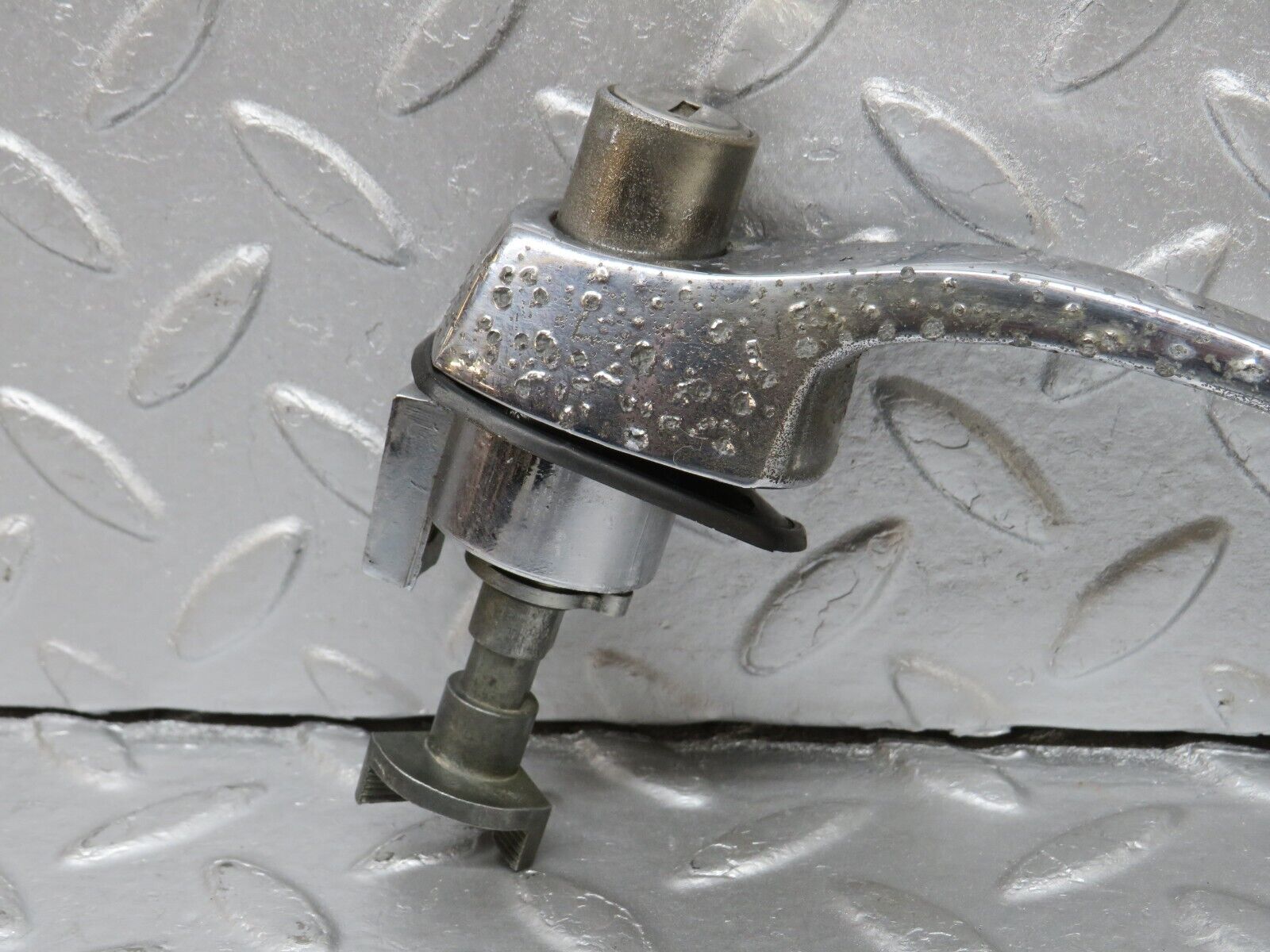 40279 Mercedes-Benz W110 230 Front Left Door Exterior Handle No Key