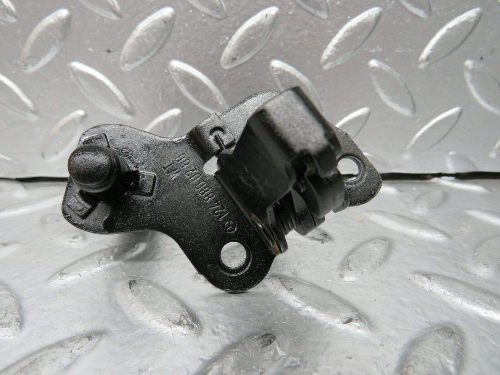 24231 Mercedes-Benz S124 220TE Wagon Bonnet Lock Catch 1248800260