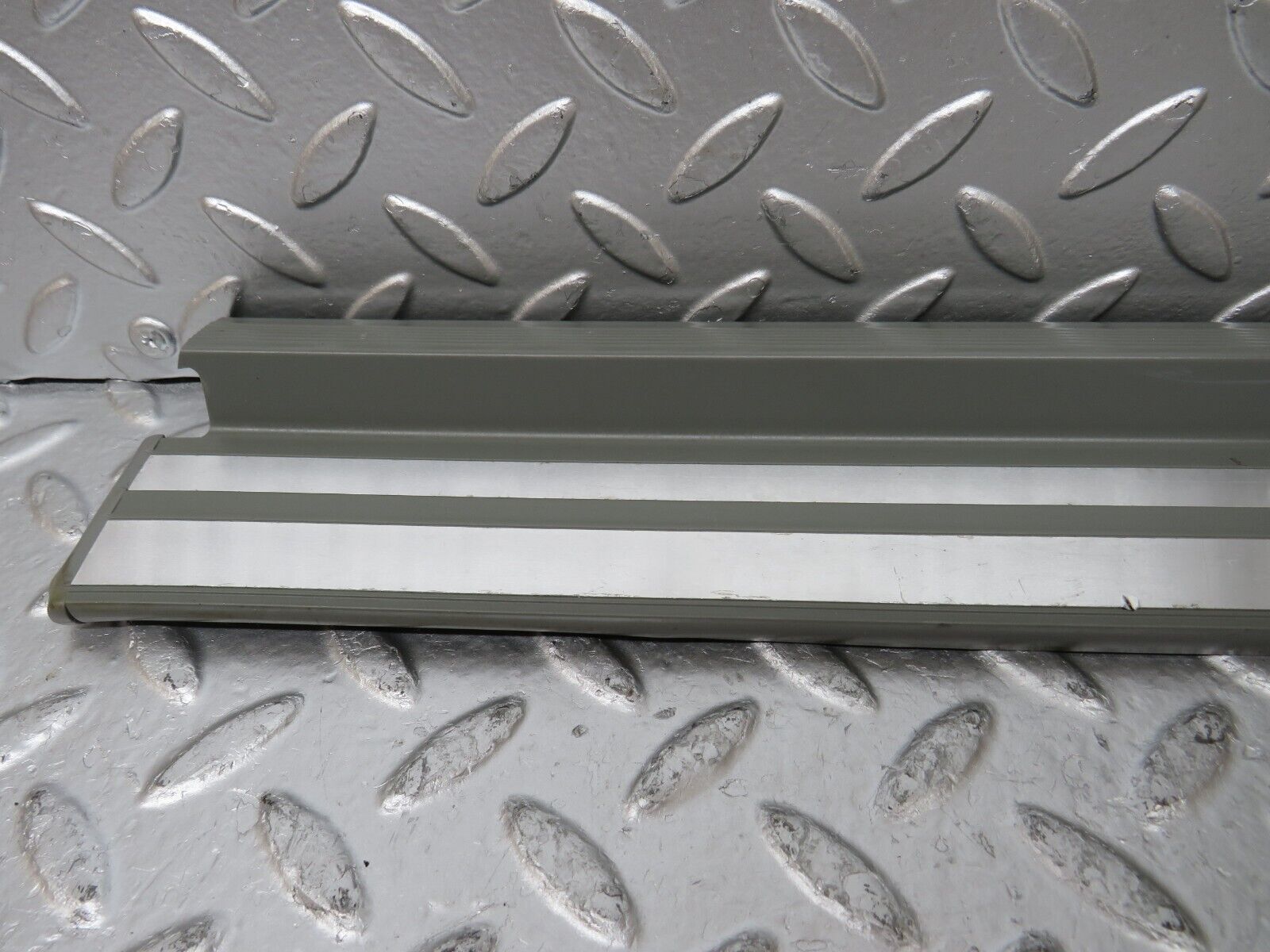 25867 Mercedes-Benz W124 280E Rear Right Door Sill Trim