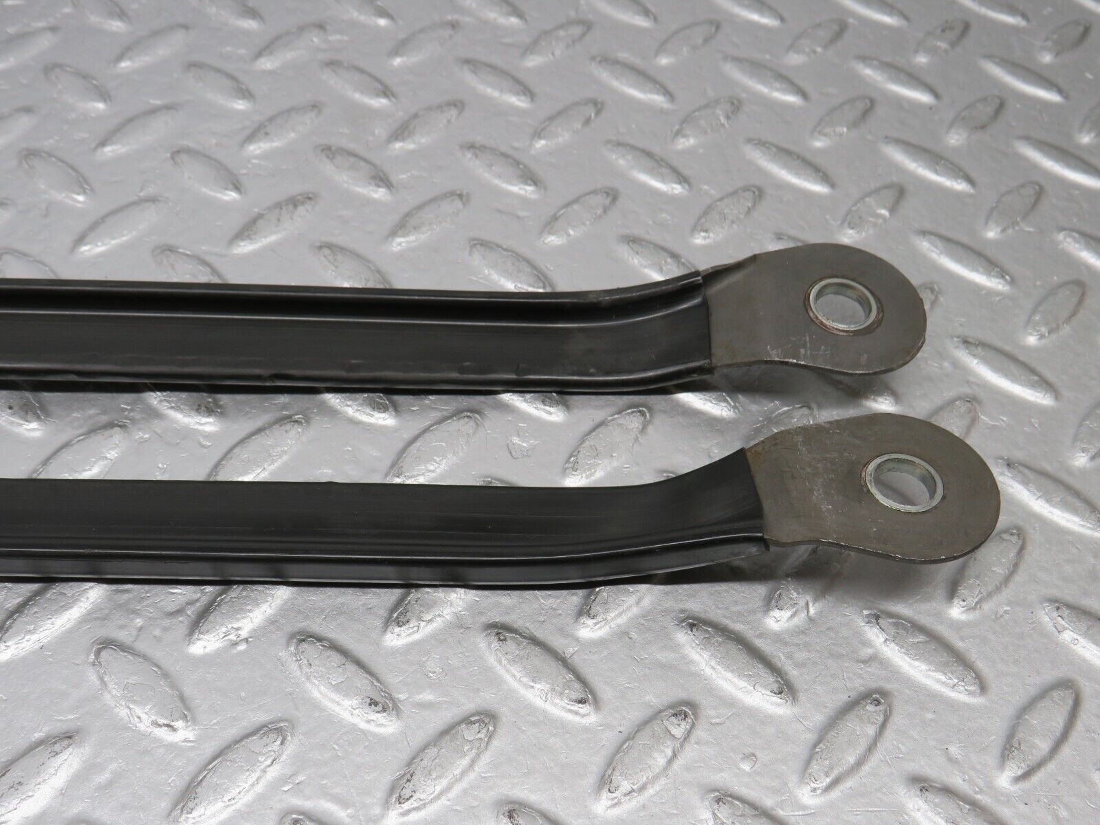 38810 Mercedes-Benz W201 190E 2.6L Seat Belt Runner 2x