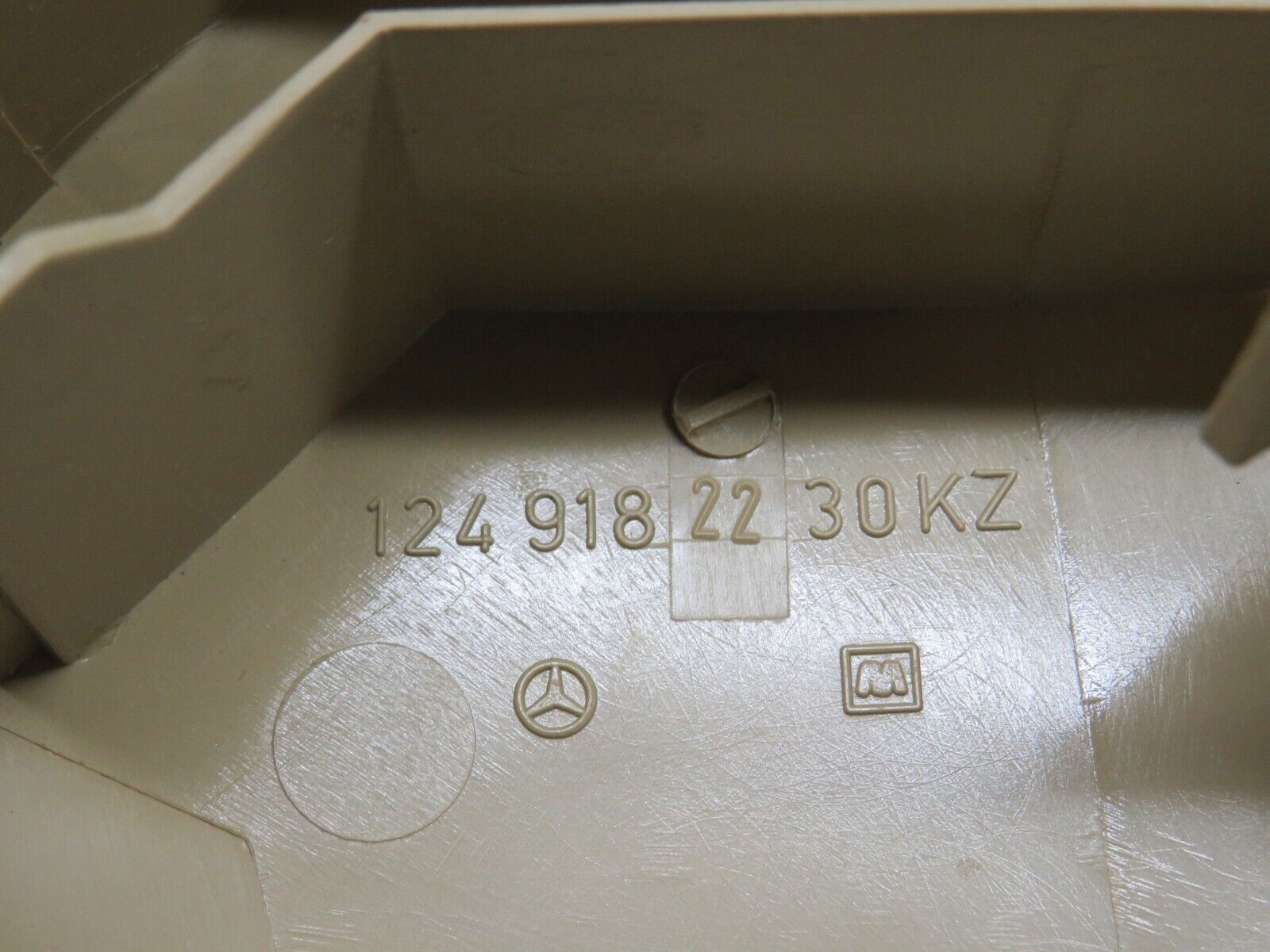 29390 Mercedes-Benz W124 230E Front Right Driver Seat Trim Beige 1249182230