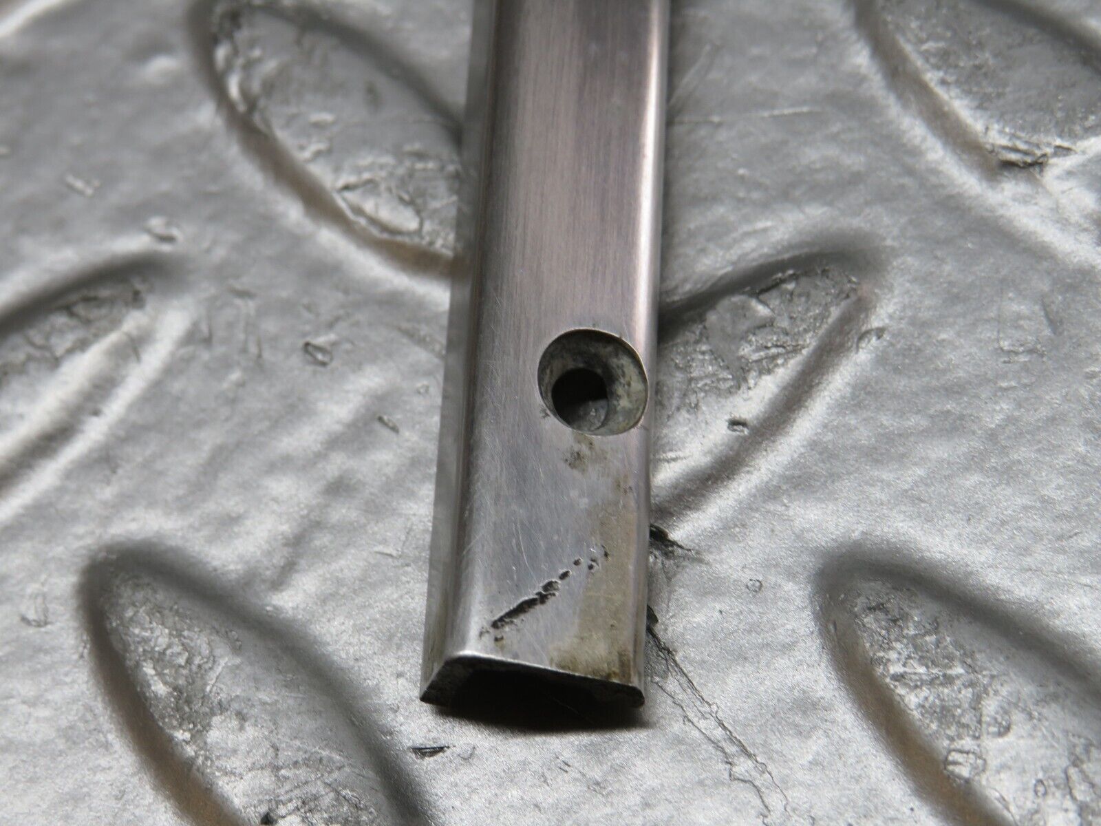 32573 Mercedes-Benz S124 300TE Wagon Sunroof Chrome Trim