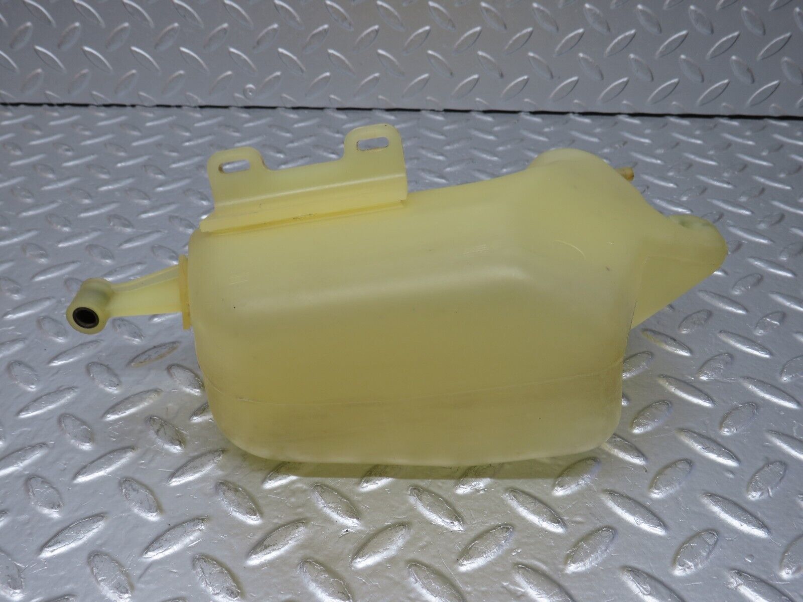 32428 Mercedes-Benz S124 300TE Wagon Coolant Expansion Tank 1245000449