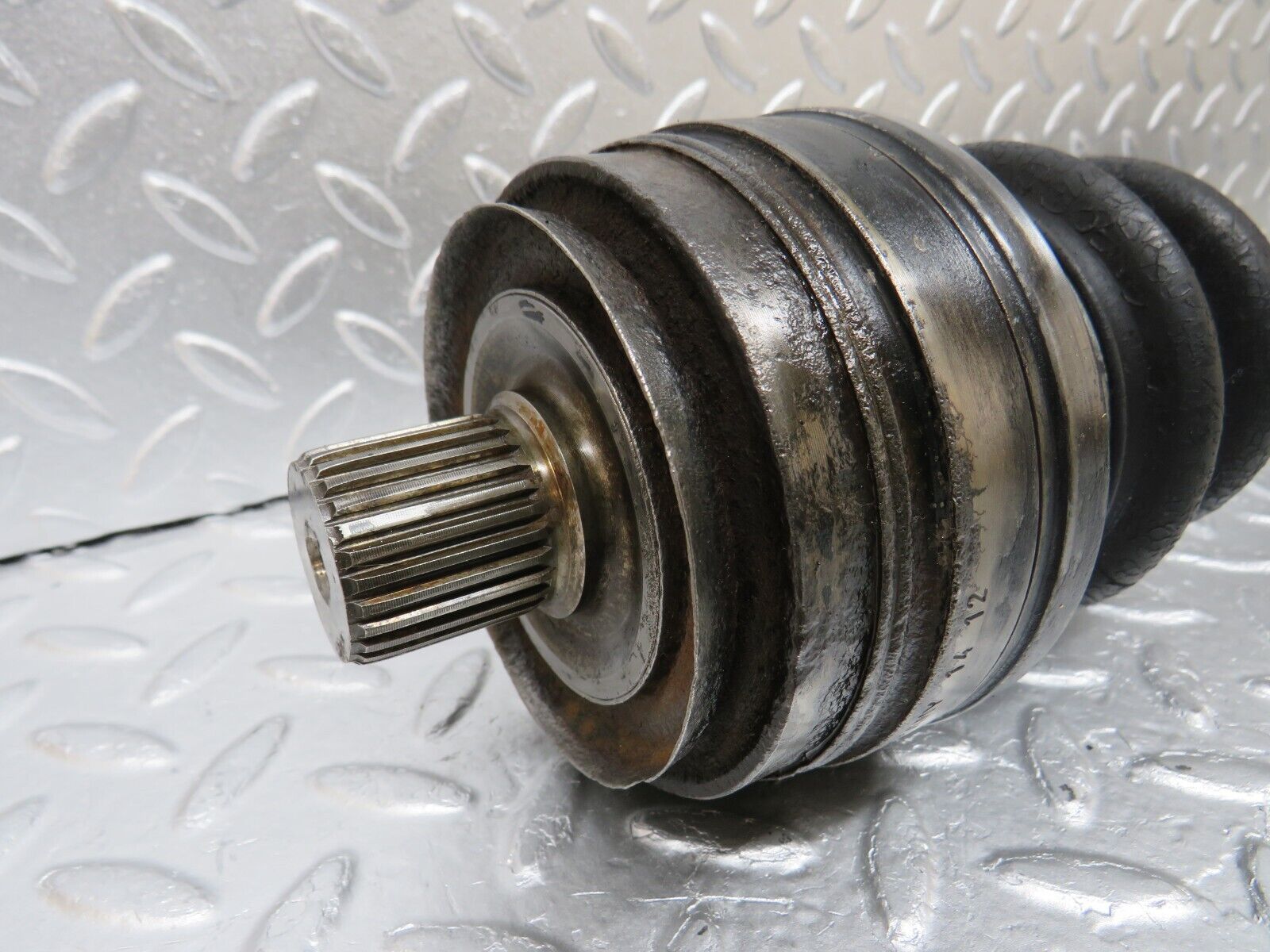 34665 Mercedes-Benz C126 380SEC Coupe Axle Shaft Drive Shaft 1263500410