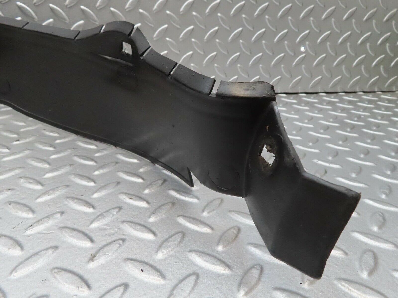 14716 Mercedes-Benz W201 190E Inner Mudguard Panelling Front Left 2018841135