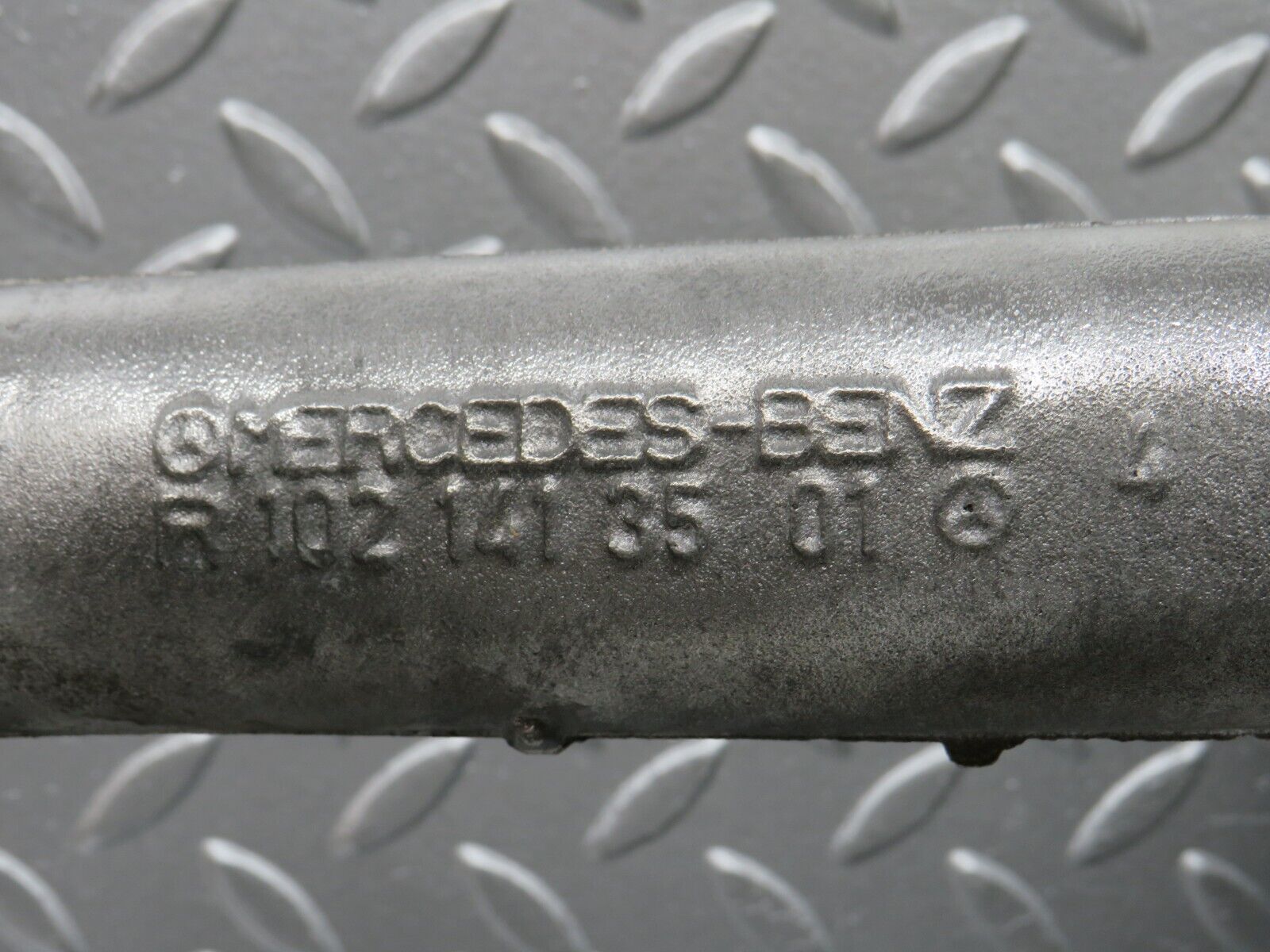 31856 Mercedes-Benz W201 190LE 1.8L Intake Manifold 1021413501