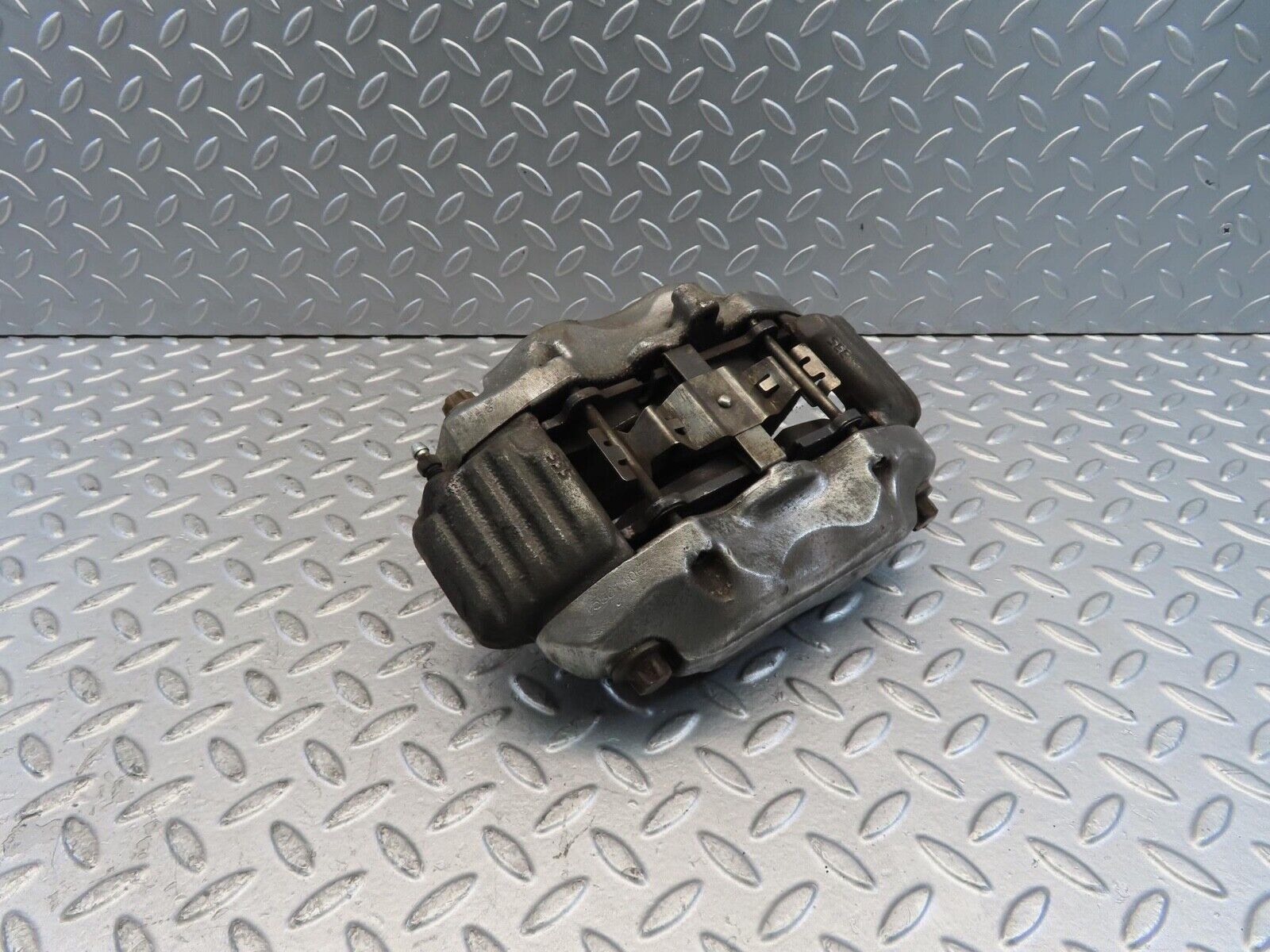 11309 Mercedes-Benz W221 S320 Front Left Brake Caliper