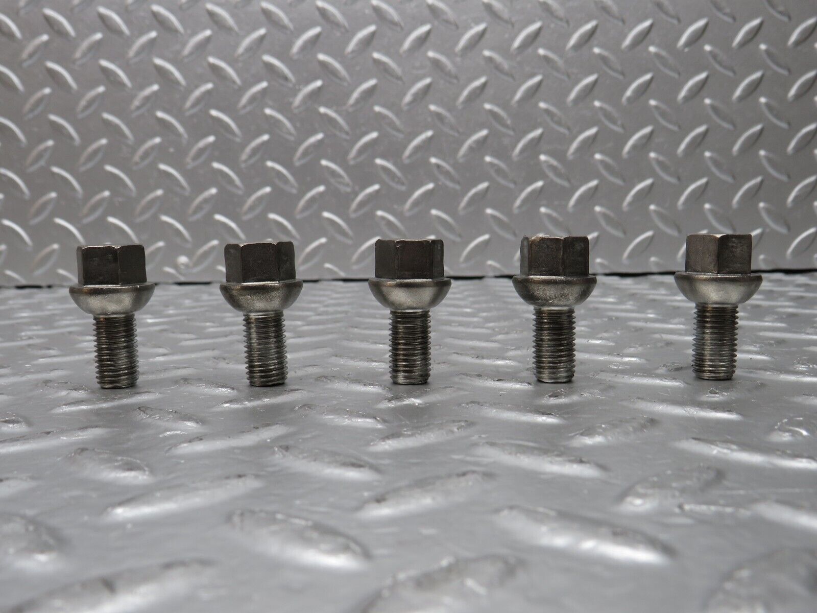 31106 Mercedes-Benz 5x Steel Wheel Lug Bolt M12x1.5