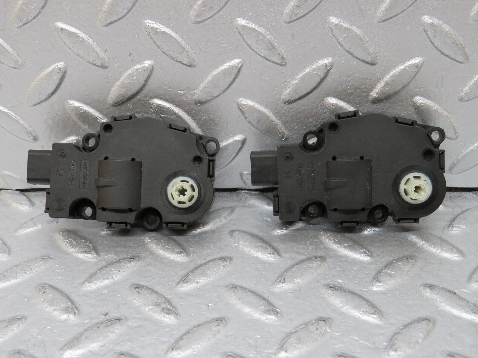 35276 Mercedes-Benz W221 Heater Actuator Motor 2x