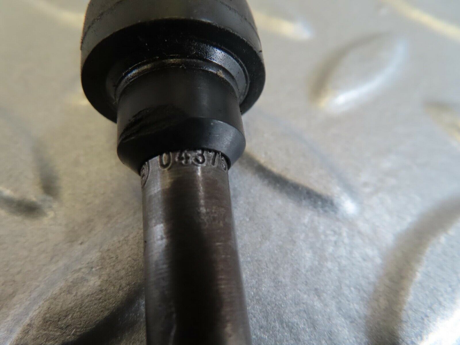 14034 Mercedes-Benz C107 280SLC Fuel Injector Bosch 0437502010