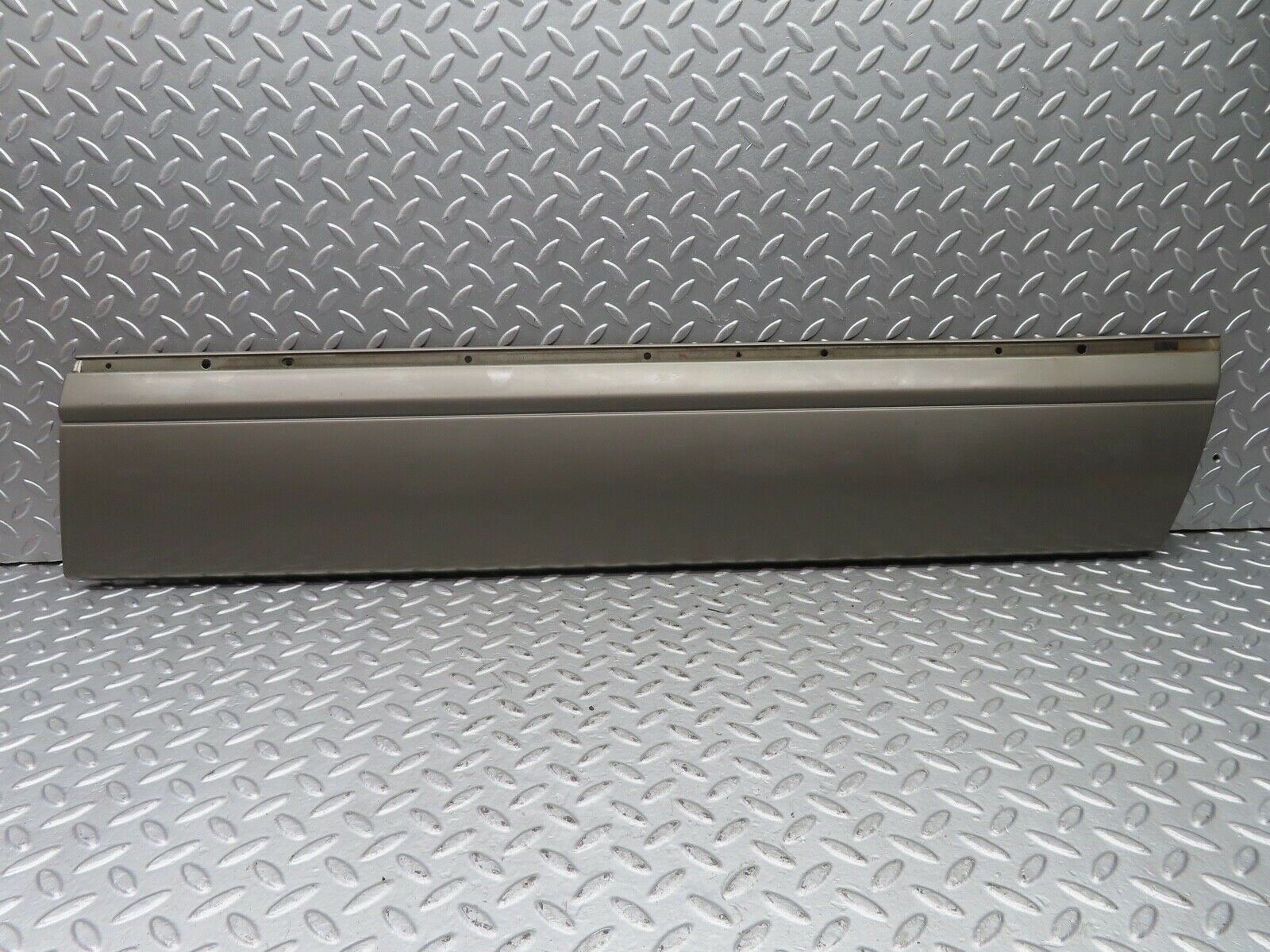 21463 Mercedes-Benz W126 300SE Front Right Door Moulding Trim 1266903840