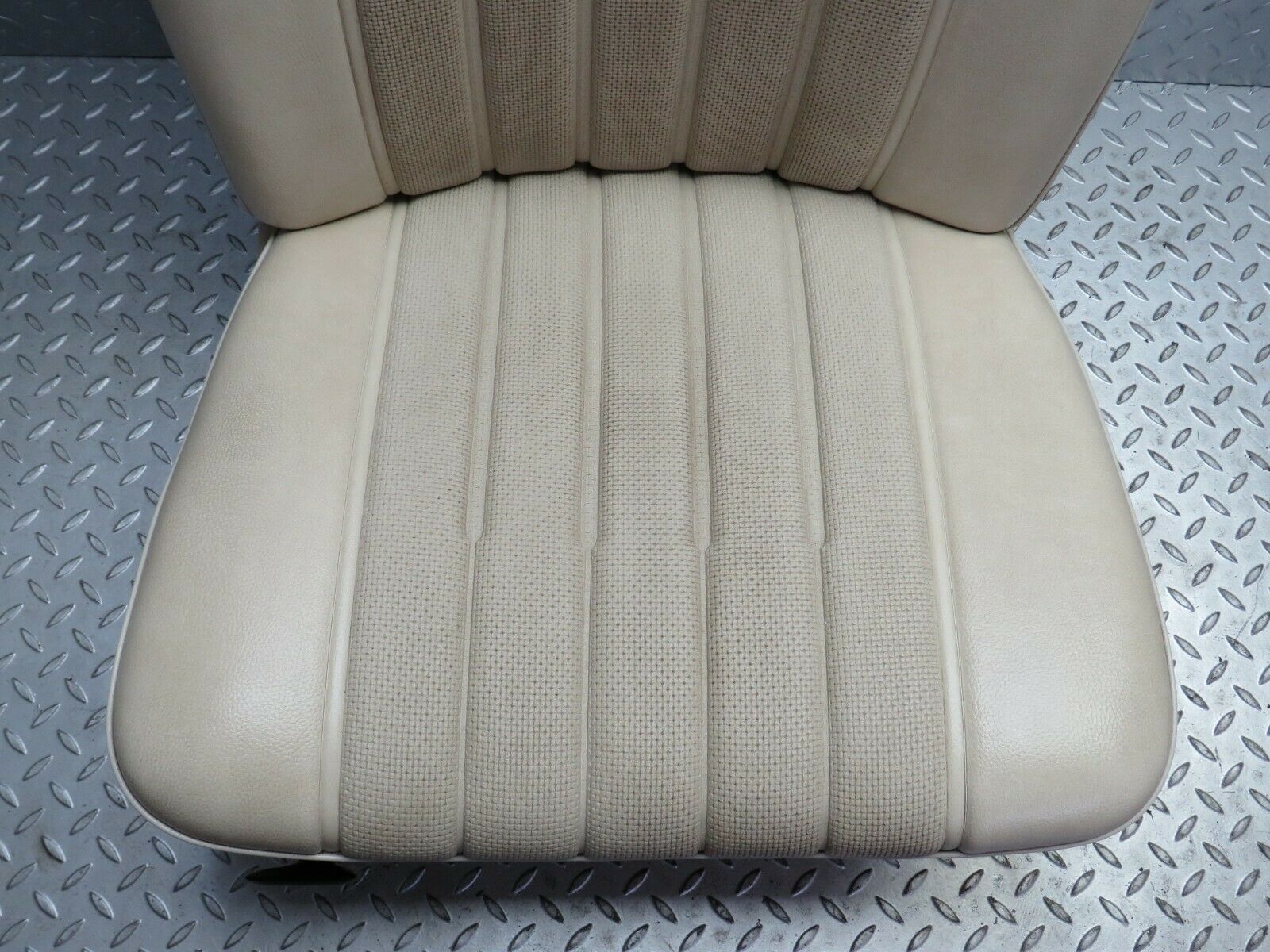 23428 Mercedes-Benz W114 280E Front Left Seat Cream Leather