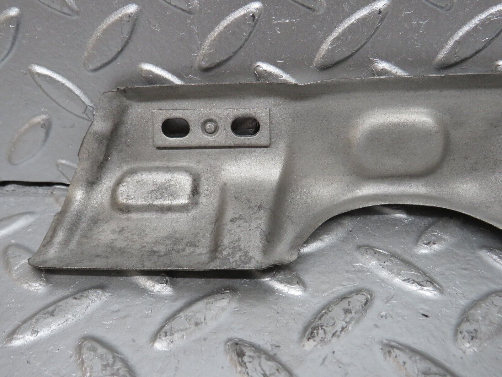 33118 Mercedes-Benz W126 380 V8 M116 Exhaust Manifold Heat Shield