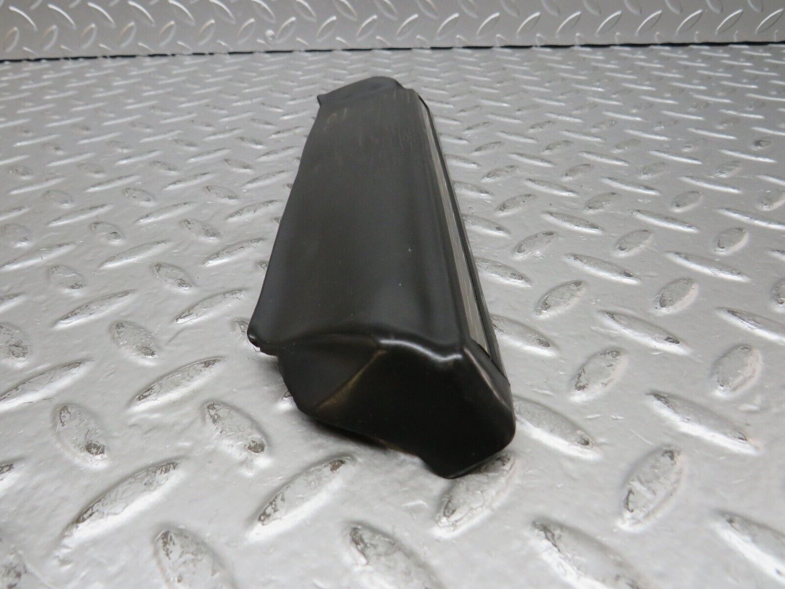 32004 Mercedes-Benz W123 230E Front Right Fender Wing Lower Moulding Trim